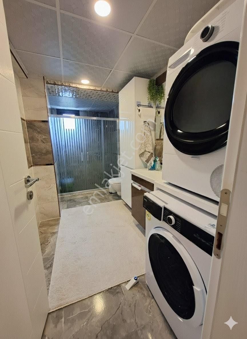 Kw Cobans'tan Bornova Atatürk Mahallesi'inde Manzaralı Kaçmaz! 3+1, 150m² Daire Satılık! - Görsel 16