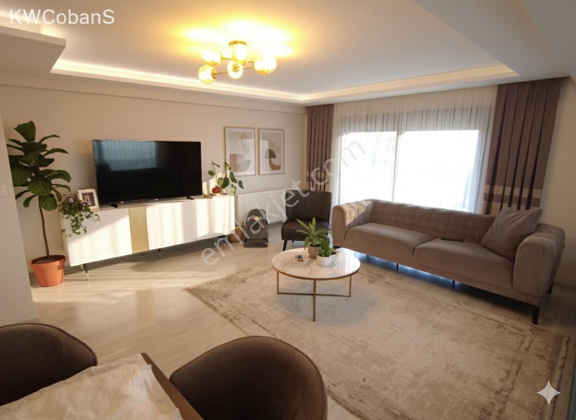 Kw Cobans'tan Bornova Atatürk Mahallesi'inde Manzaralı Kaçmaz! 3+1, 150m² Daire Satılık! - Görsel 4