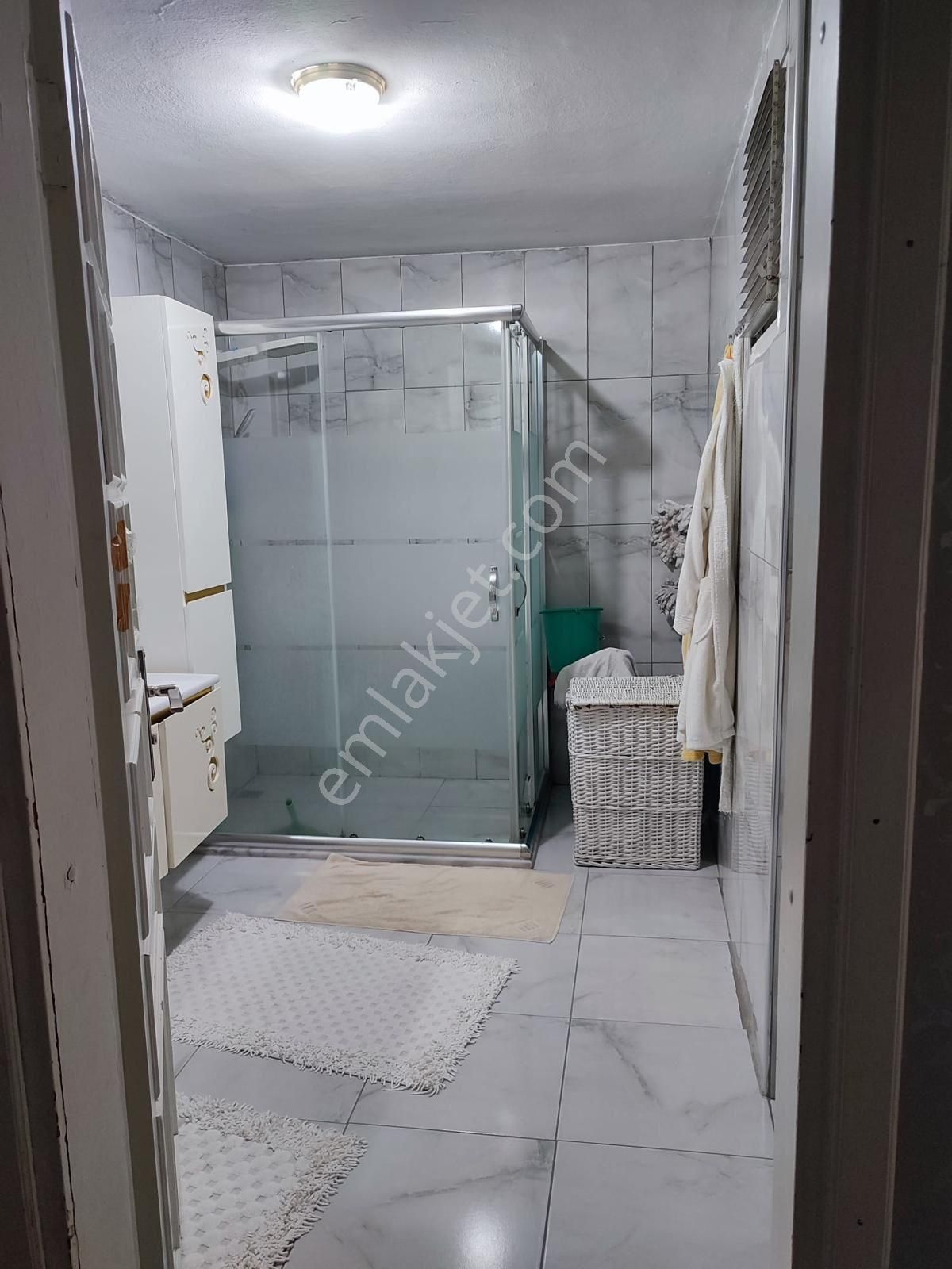 Bahçelievler Nurettin Paşa Sokak'ta 4+1 Ara Kat Satılık Daire - Görsel 16