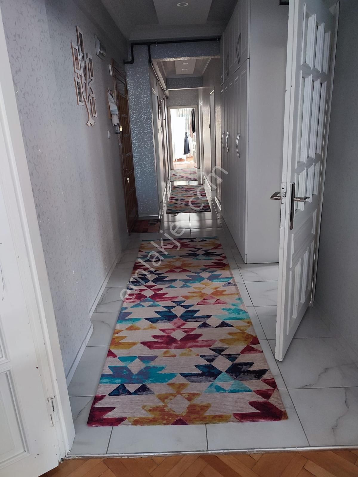 Bahçelievler Nurettin Paşa Sokak'ta 4+1 Ara Kat Satılık Daire - Görsel 12