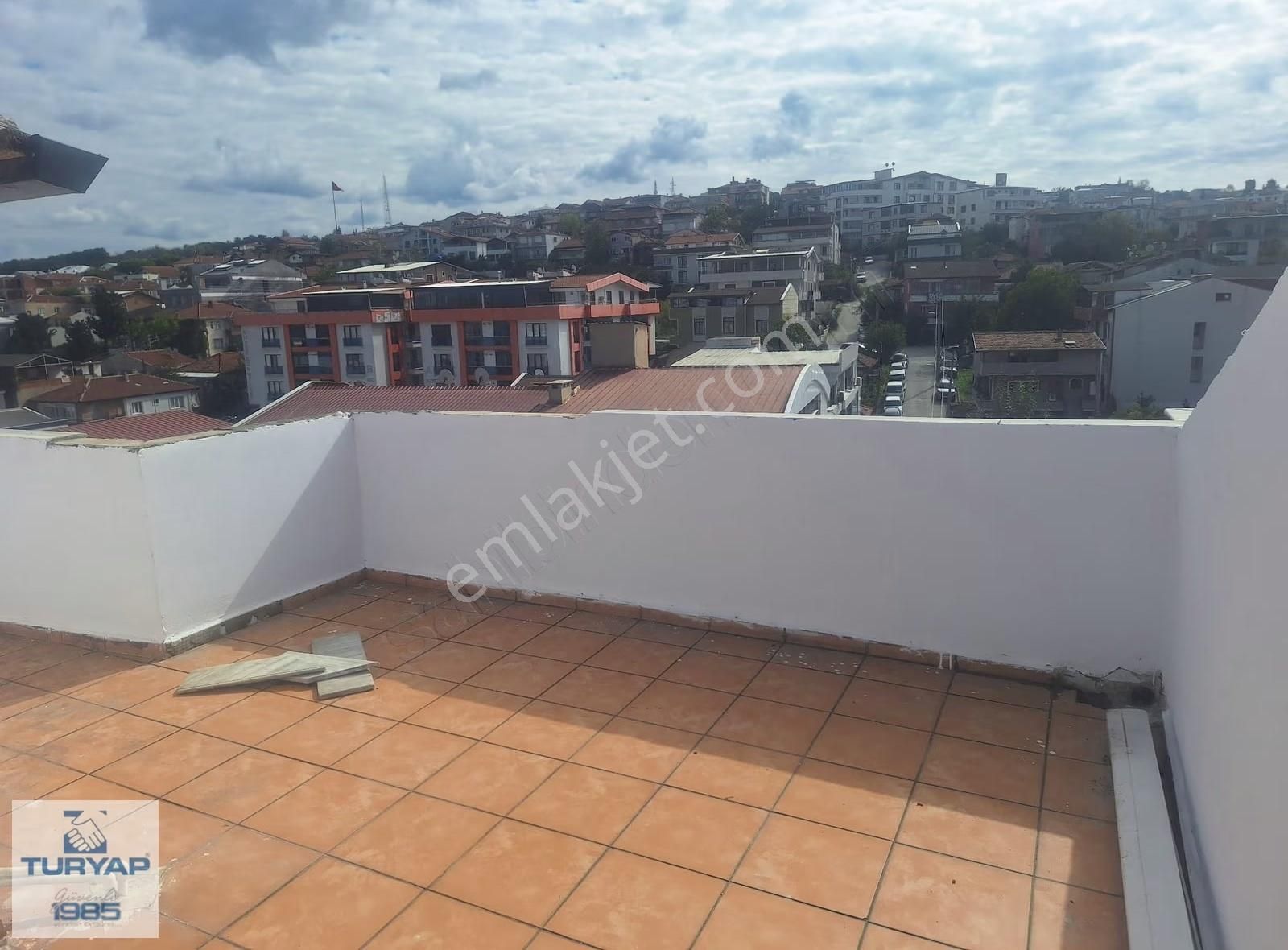 Yalova Merkez Şehit Ömer Faydalı Caddesinde Satılık Dubleks - Görsel 14