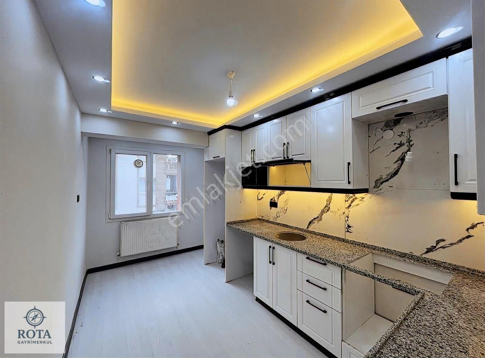 Rota Emlaktan Buca Göksu Mah Cadde Üstü Plan Projeli 2+1 Daire - Görsel 15