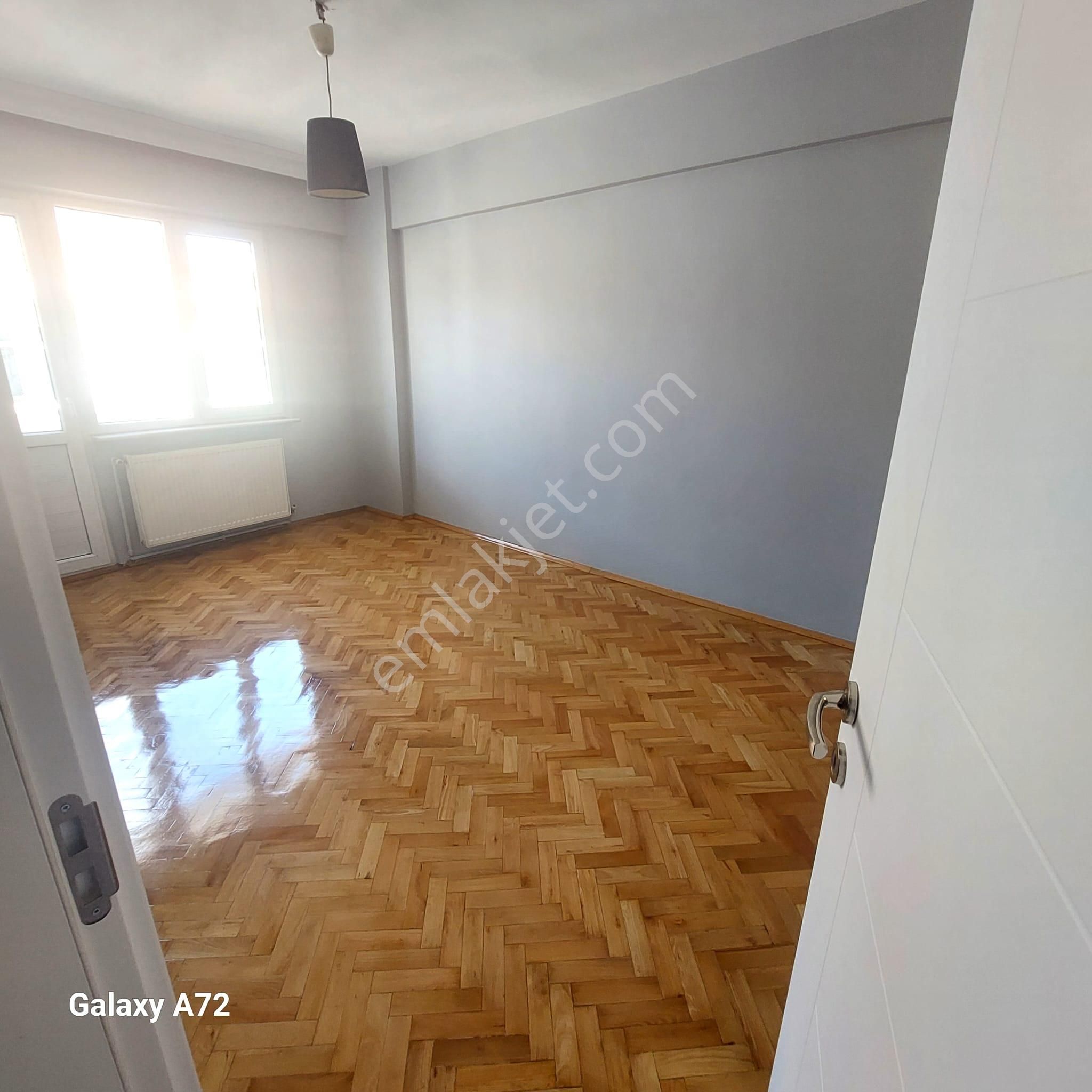 Sahibinden Beşiktaş Hattat Tahsin Sokak’ta 2+1 Satılık Boş Daire - Görsel 6