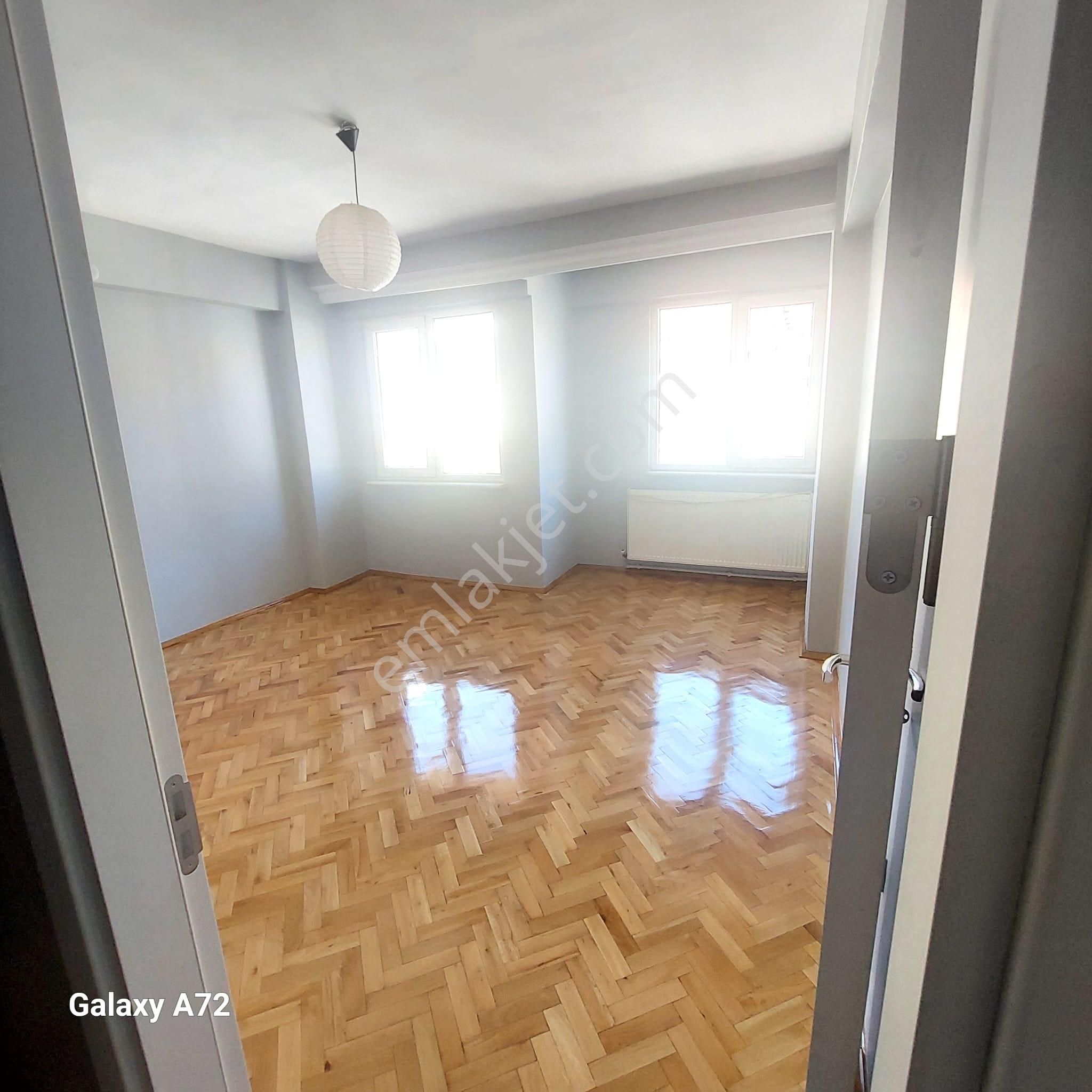 Sahibinden Beşiktaş Hattat Tahsin Sokak’ta 2+1 Satılık Boş Daire - Görsel 3