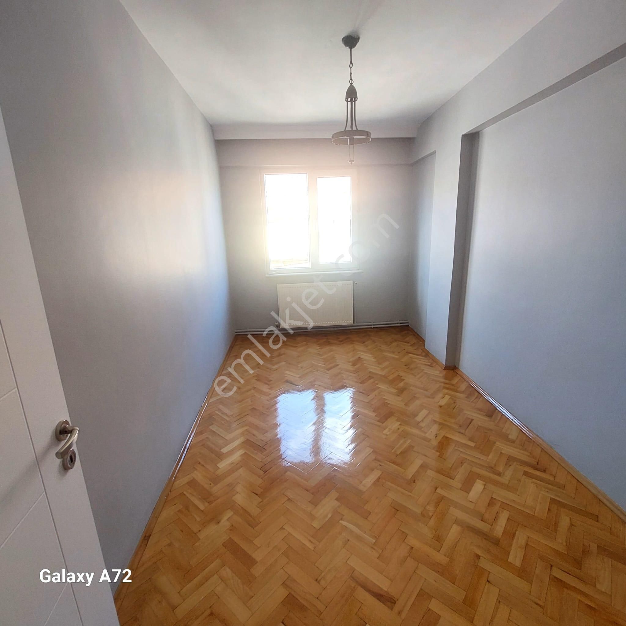 Sahibinden Beşiktaş Hattat Tahsin Sokak’ta 2+1 Satılık Boş Daire - Görsel 8