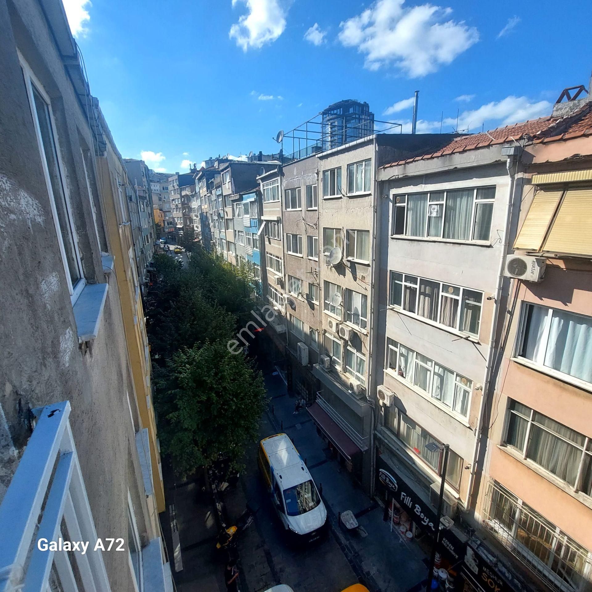 Sahibinden Beşiktaş Hattat Tahsin Sokak’ta 2+1 Satılık Boş Daire - Görsel 15