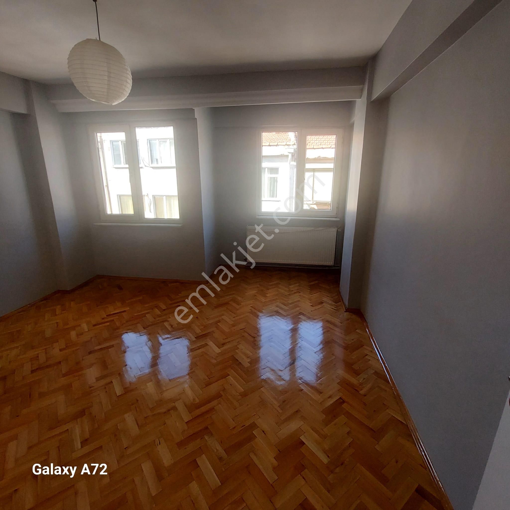 Sahibinden Beşiktaş Hattat Tahsin Sokak’ta 2+1 Satılık Boş Daire