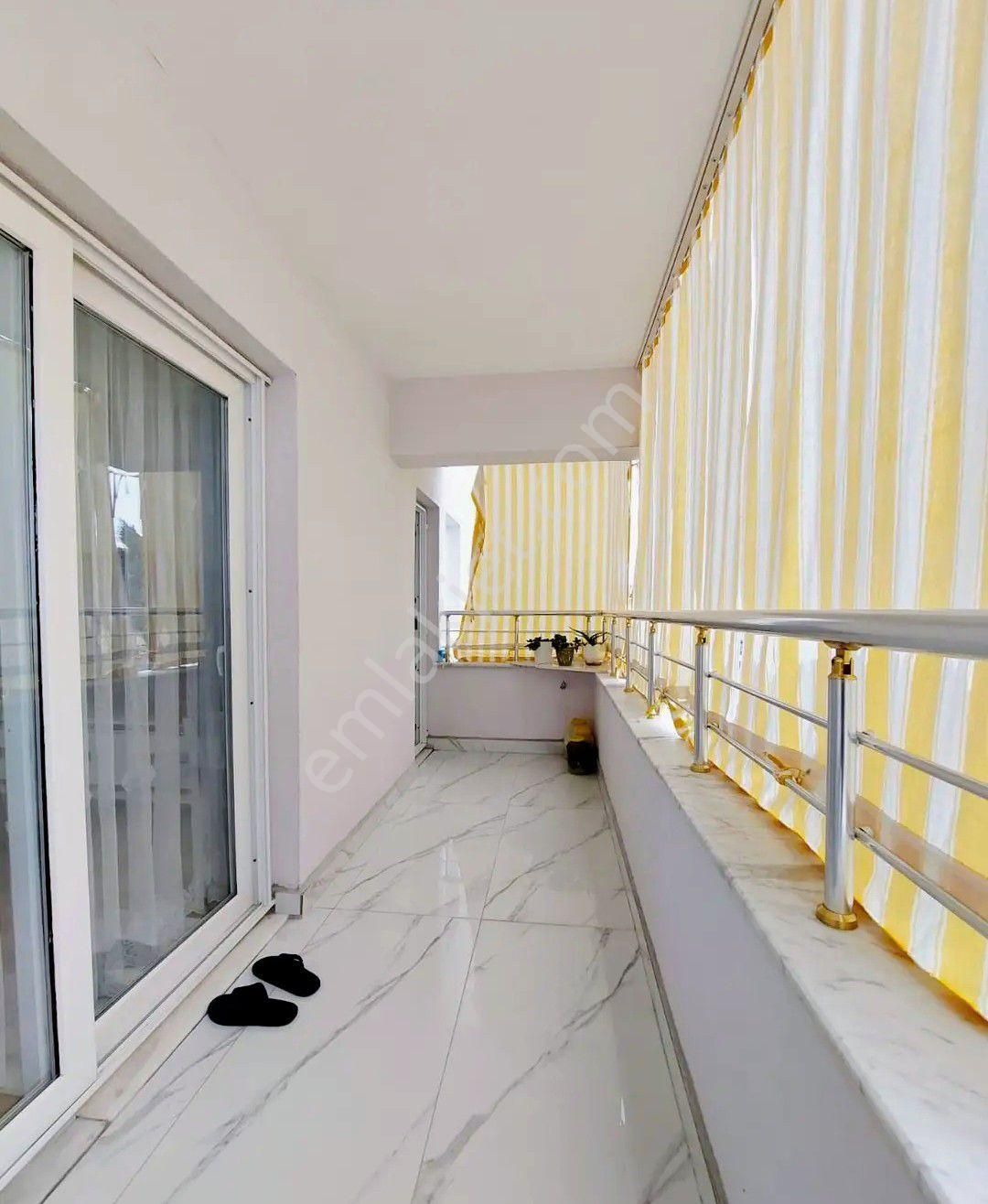 Didim Çarşı Merkezinde Satılık 2+1 Ayrı Mutfak Daire Satıyoruz - Görsel 8