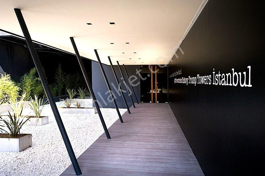 Spacious 2+1 Apartment For Rent İn Trump Tower Prime Location - Görsel 3