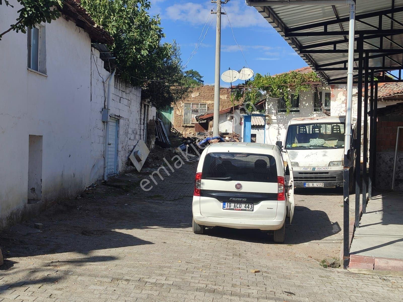 Havran Köylüce Köyünde Satılık Arsa❗❗köyde Bir Evim Olsun Diyorsan Burayı Kaçırma - Görsel 6