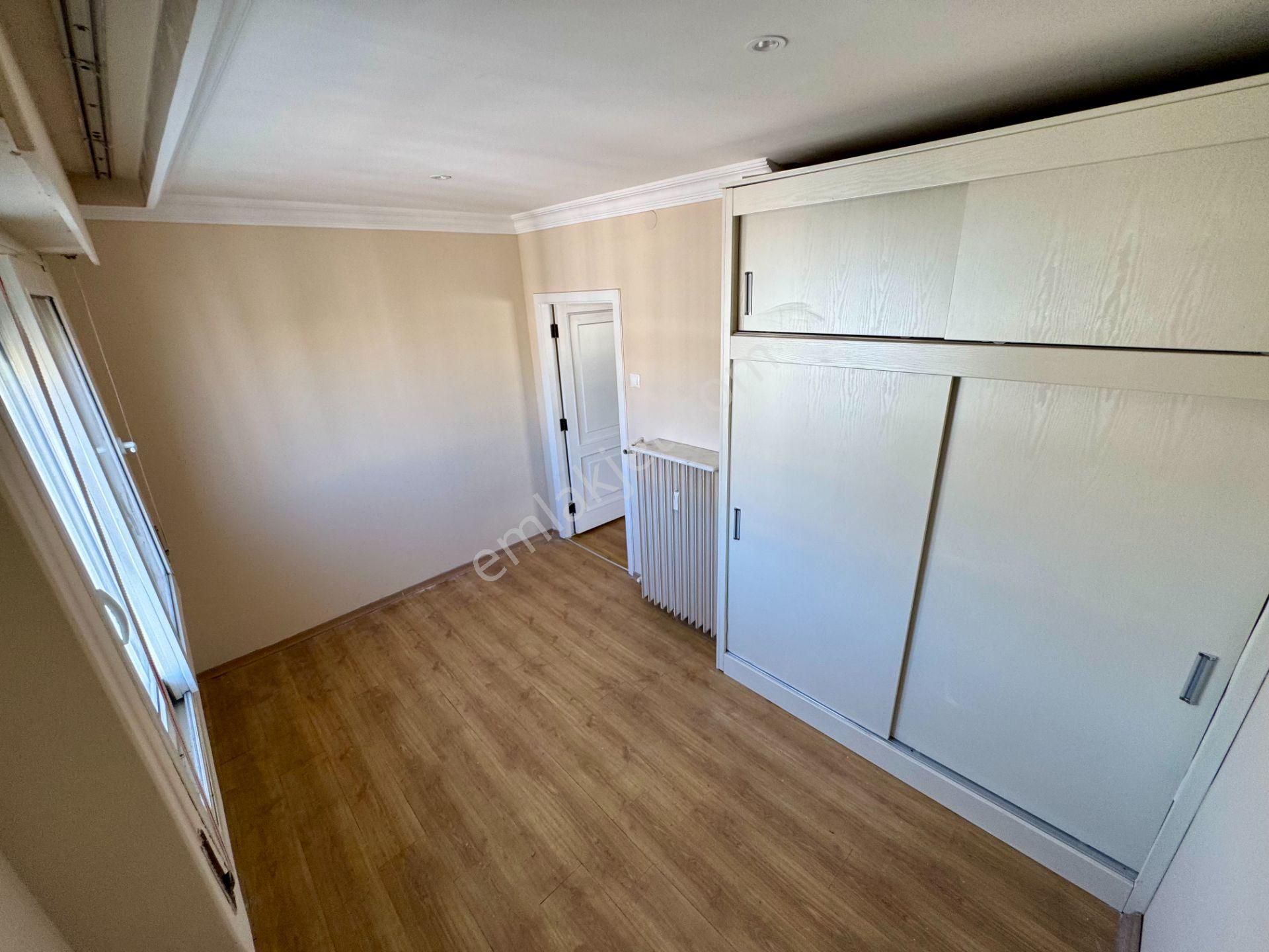 Muhteşem Konumda Otoparklı Satılık 5 + 1 Köşe Yalı Dairesi - Görsel 20