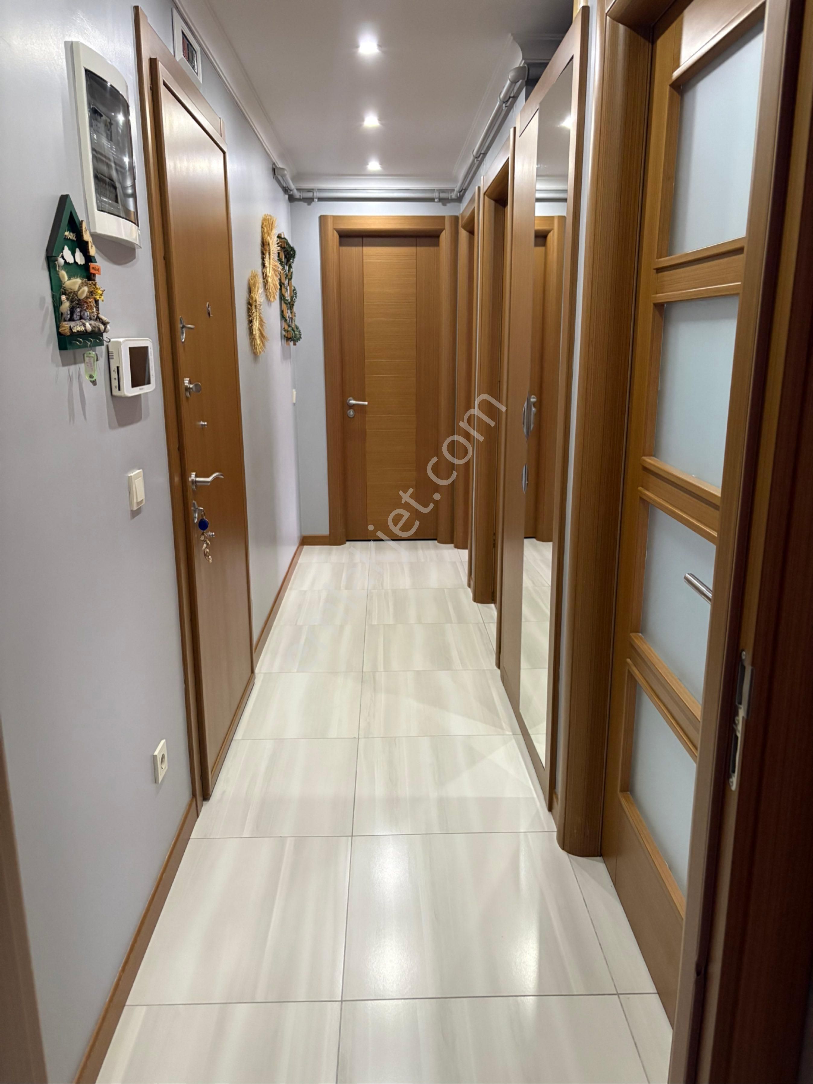 Sahibinden Acil Satılık Pendik Metroya 100 Metre Donanımlı Daire - Görsel 17