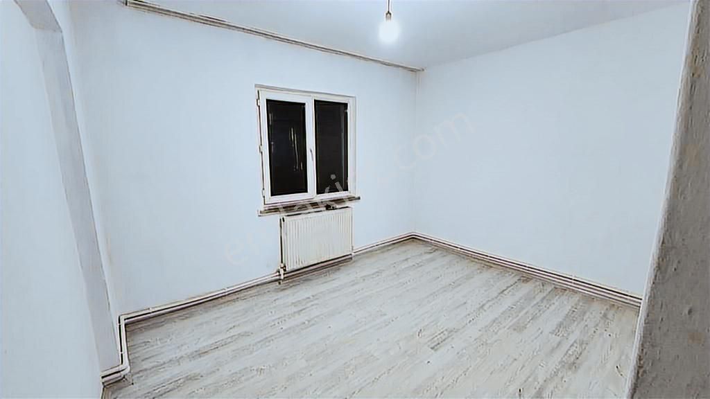 Sincan Selçuklu Mah. Krediye Uygun Ara Kat Satılık 3+1 Daire - Görsel 2