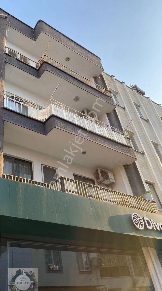 Dalaman Merkez Mahallesinde 3+1 Kapalı Mutfak Full Kredili Satılık Daire