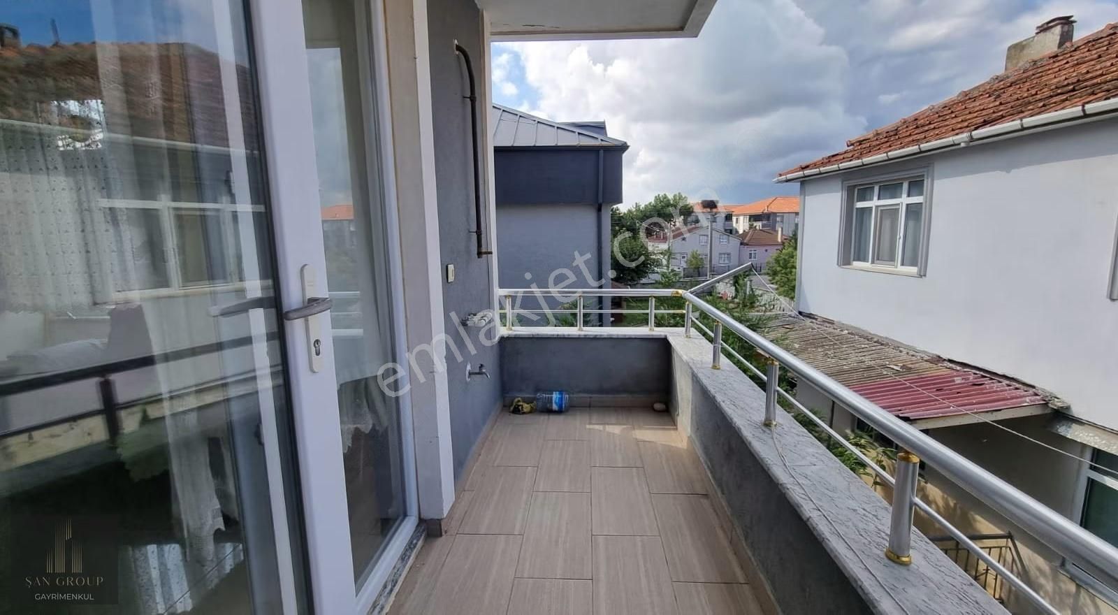 Karasu'nun Yükselen Değerinde Denize 300m Eşyalı Arakat 2+1 ! - Görsel 16