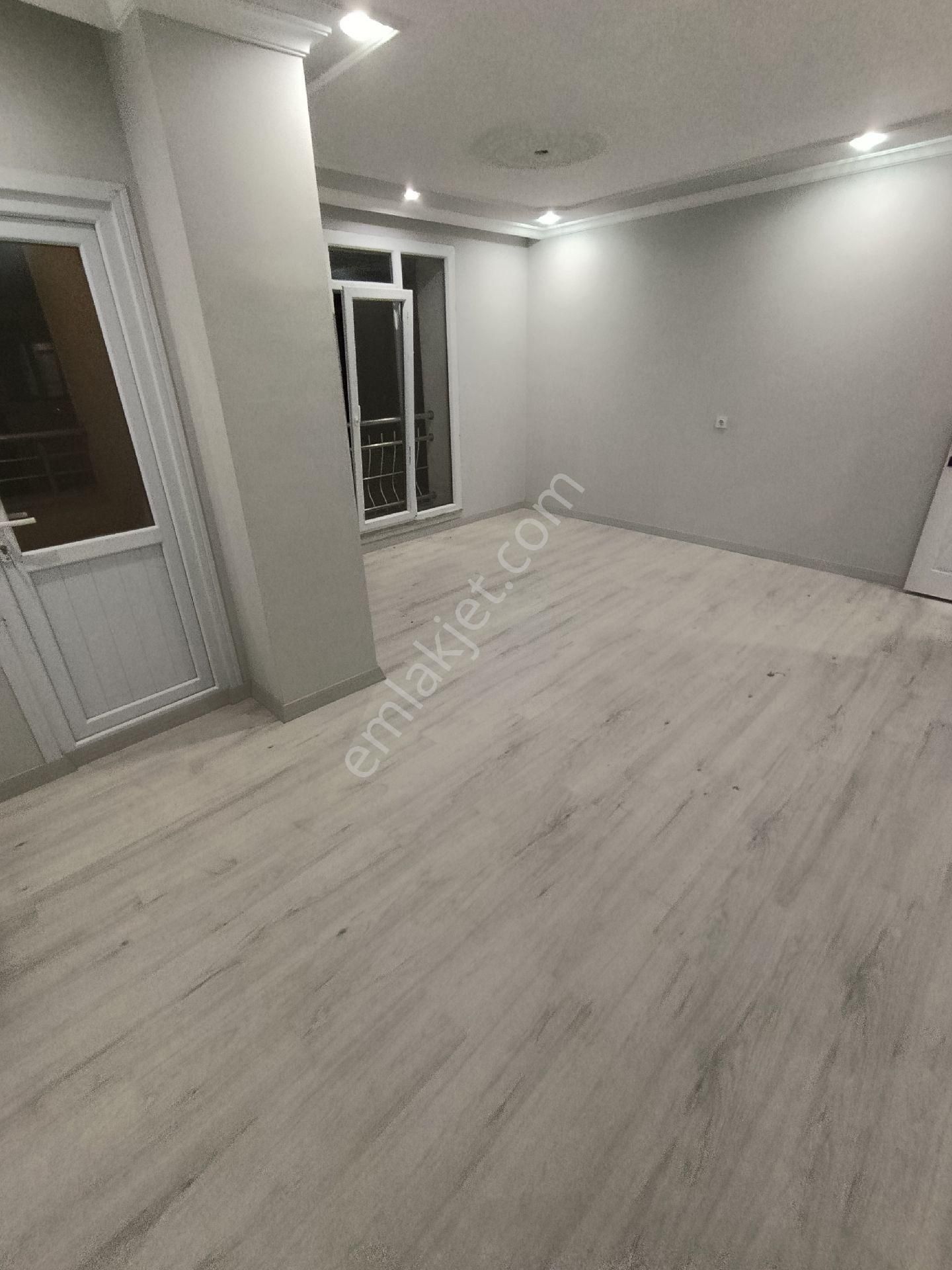 1. 69 Krediyle Arnavutköy Mustafakemalpaşa'da Satılık 4+2 Çatı Kat Dubleks Daire - Görsel 3