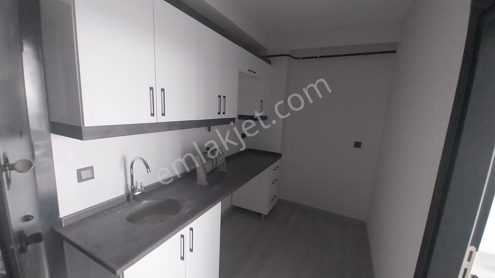 Ekşioğlu'ndan Tekirdağ Süleymanpaşa Atatürk Mah Belediye Yanı Kiralık 2+0 Daire - Görsel 14