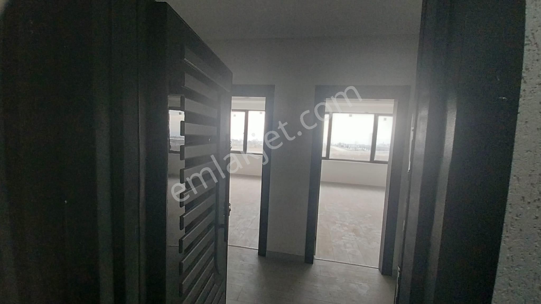Ekşioğlu'ndan Tekirdağ Süleymanpaşa Atatürk Mah Belediye Yanı Kiralık 2+0 Daire - Görsel 3