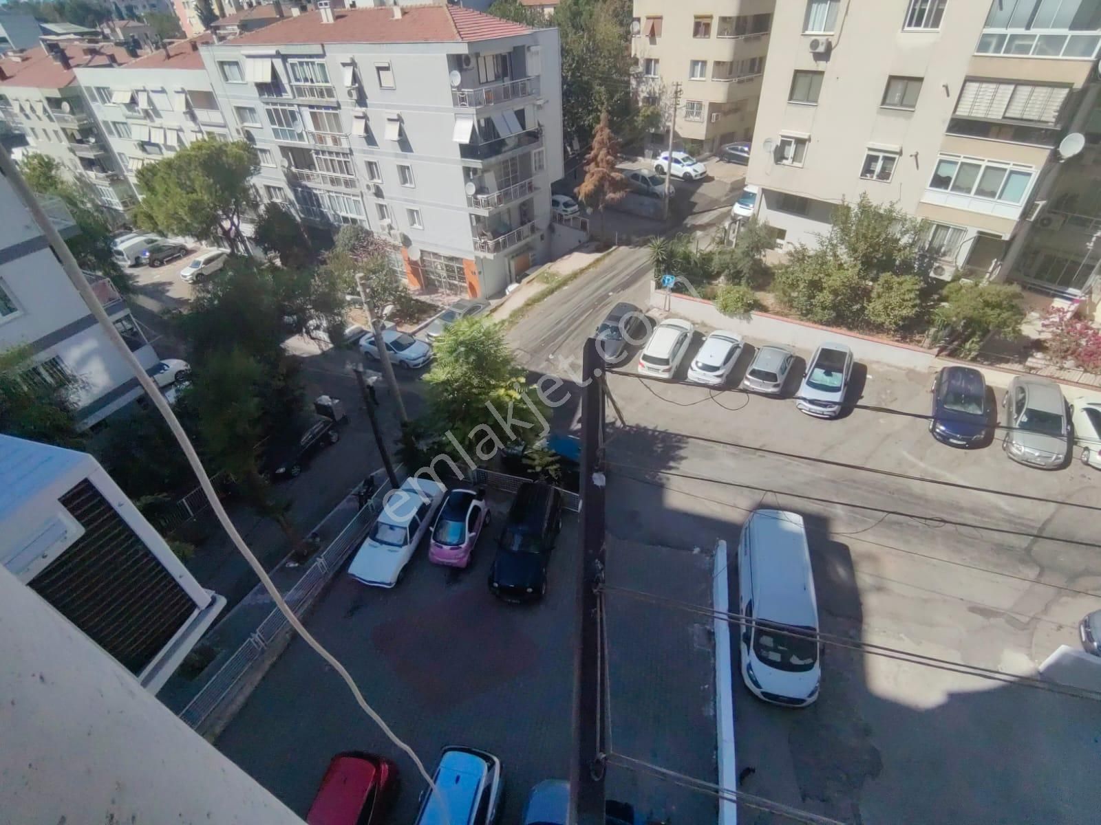 İnönü Caddesi Göztepe Metro Durağında Otoparklı Satılık 2 + 1 Daire - Görsel 15
