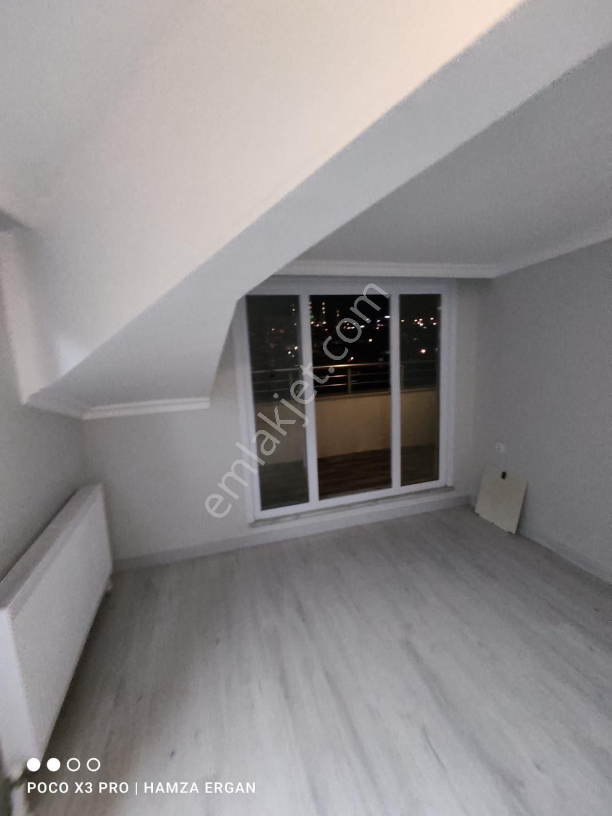 1.69 Krediyle Arnavutköy Mustafakemalpaşa'da Satılık 4+2 Çatı Kat Dubleks Daire - Görsel 12