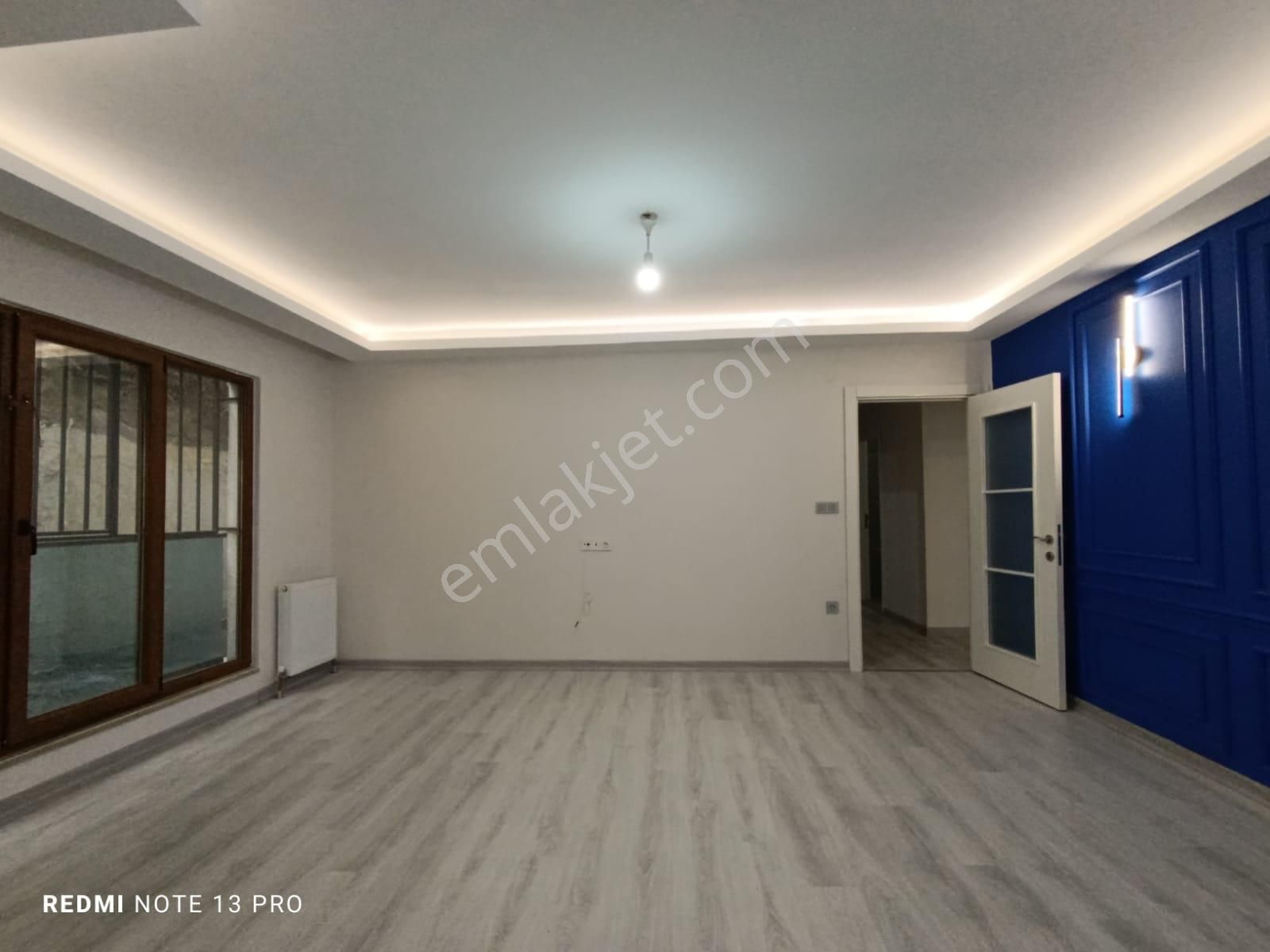 Çekmeköy Mehmet Akif Mh Ultra Lüks Satılık 3+1 115 M2 1.kat Daire