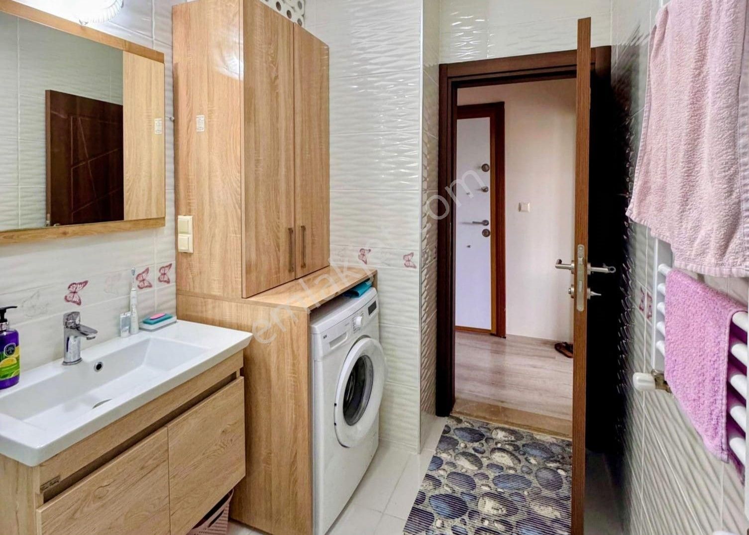 Turyap'tan; Çınarcık'ta, Deniz Manzaralı, Lux 2+1, Eşyalı Daire - Görsel 16