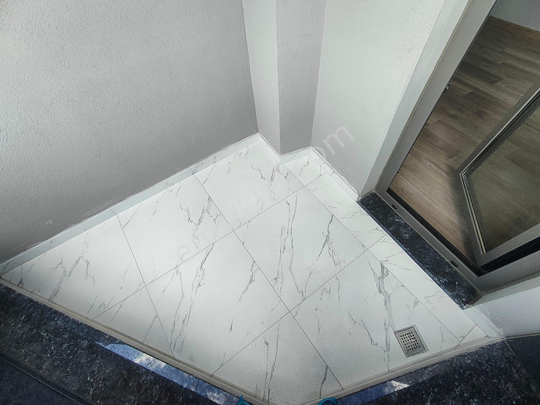 Emlak Dünyasından Küçükyalıda Satılık 2+1 Fırsat Daire - Görsel 10