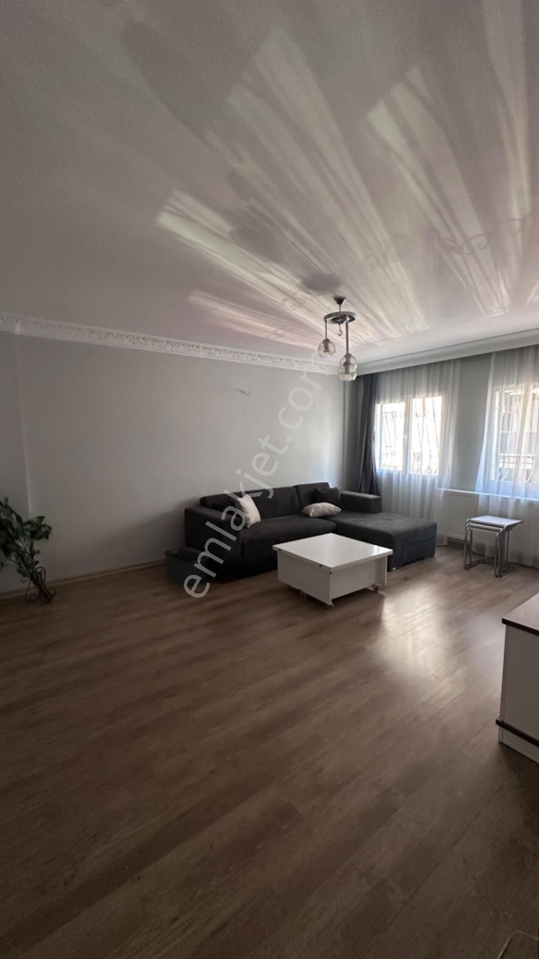 Lüks Eşyalı 2+1 Üçyol Metroya 2 Dk Mesafe Doğalgazlı - Görsel 3