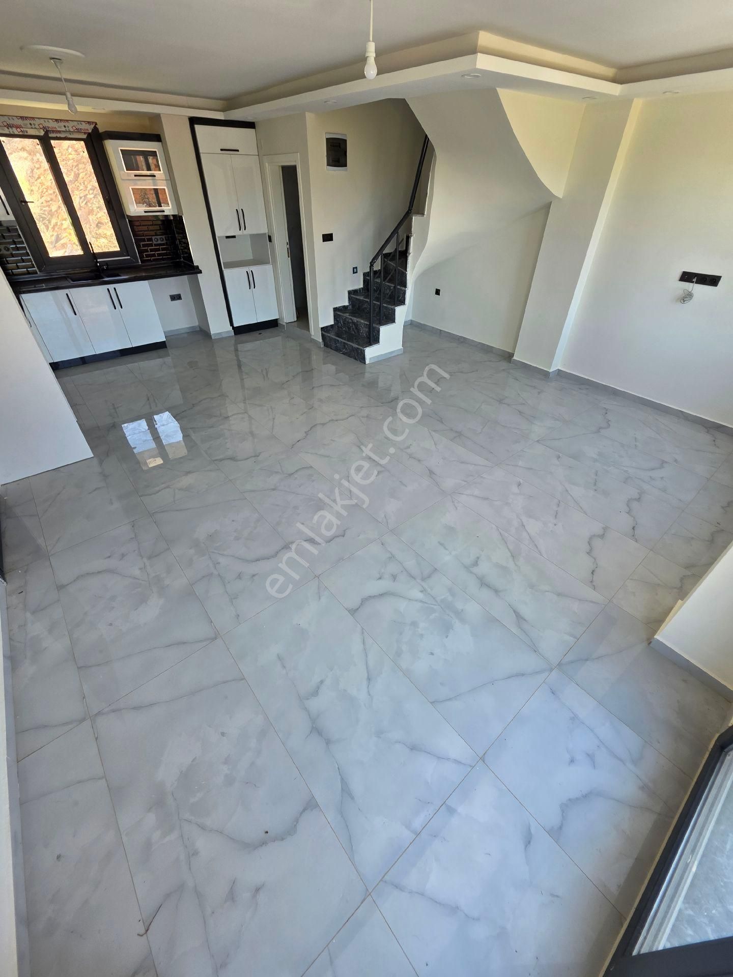 💥🏡 Aydın Didim Akbük’te Satılık Panoramik Deniz Manzaralı Tripleks Villa 🏡 - Görsel 9