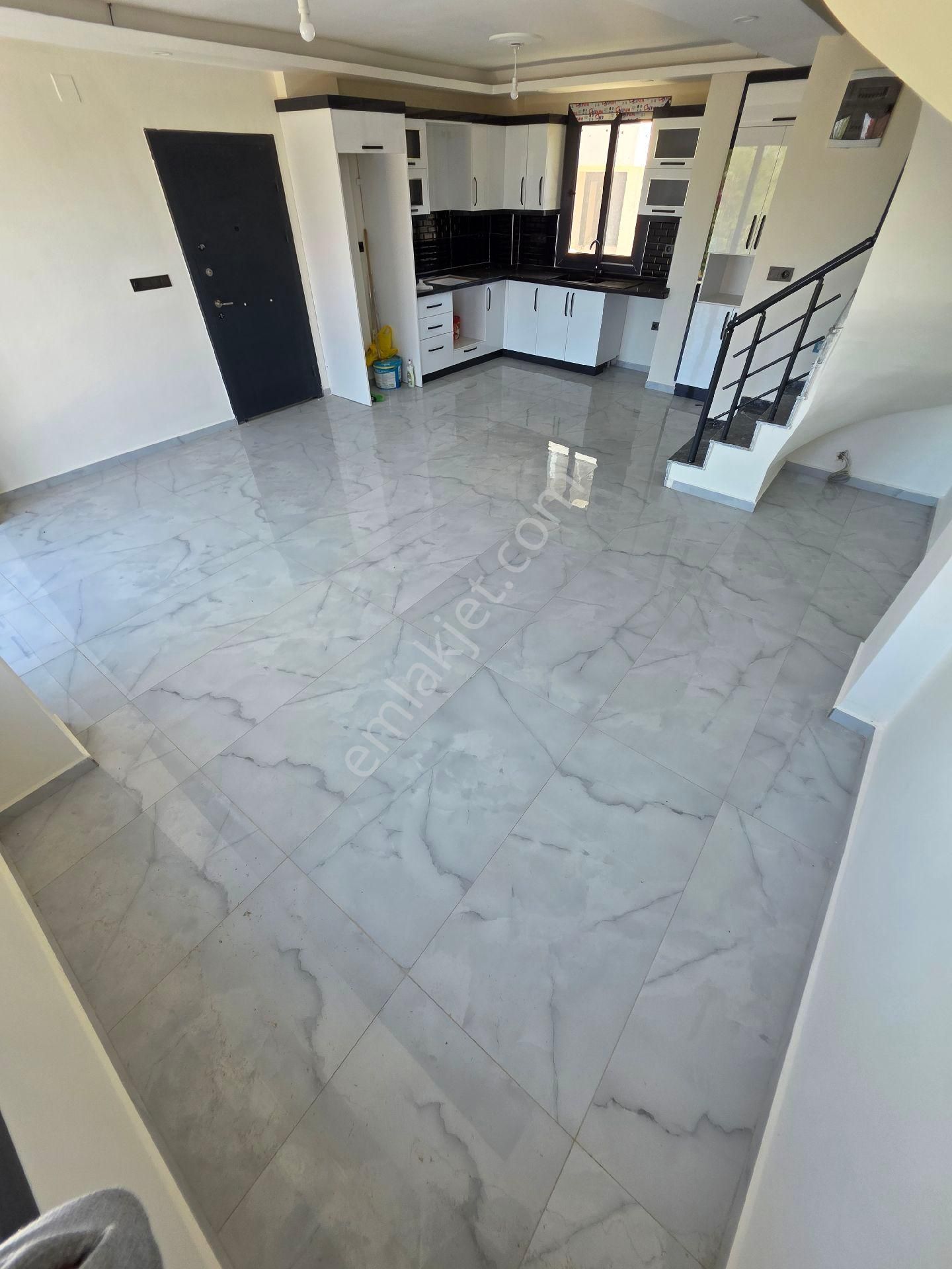 💥🏡 Aydın Didim Akbük’te Satılık Panoramik Deniz Manzaralı Tripleks Villa 🏡 - Görsel 8