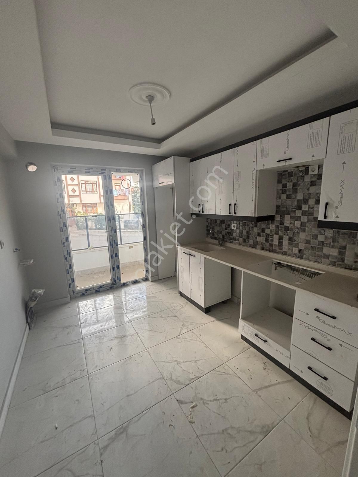 Mamak - Başak Mahallesinde Kat Konumunda Yüksek Giriş, E.banyolu 3+1 Satılık Sıfır Daire !!!