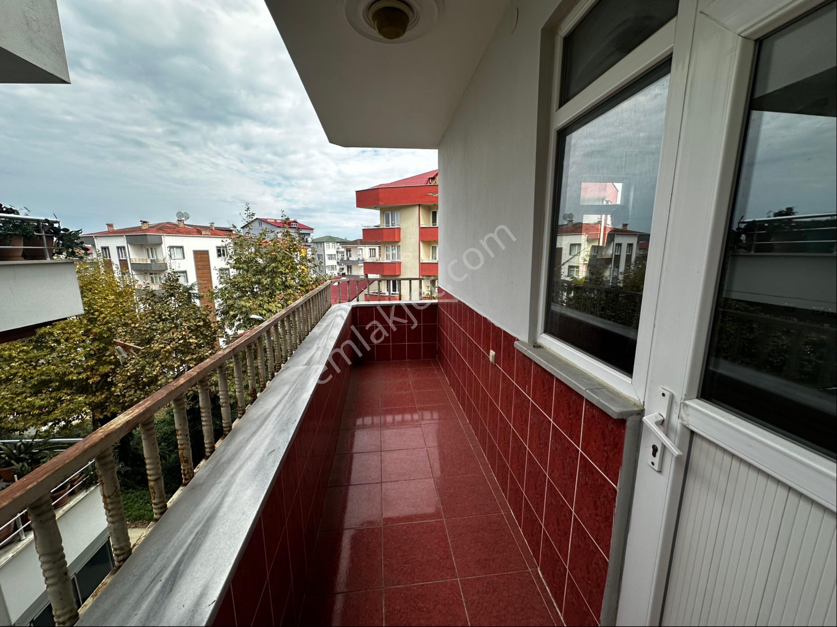 Akçaabat/yaylacık Mahallesi 3+1 Kiralık Daire - Görsel 2