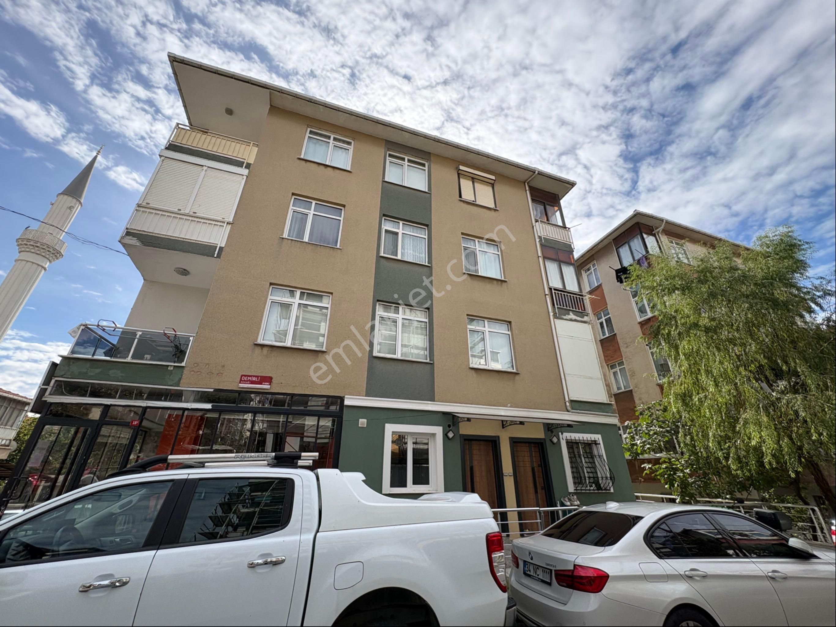 Oben'den Kılavuz Çayırına Komşu 45 M² Net Kullanımlı 1+1 - Görsel 23