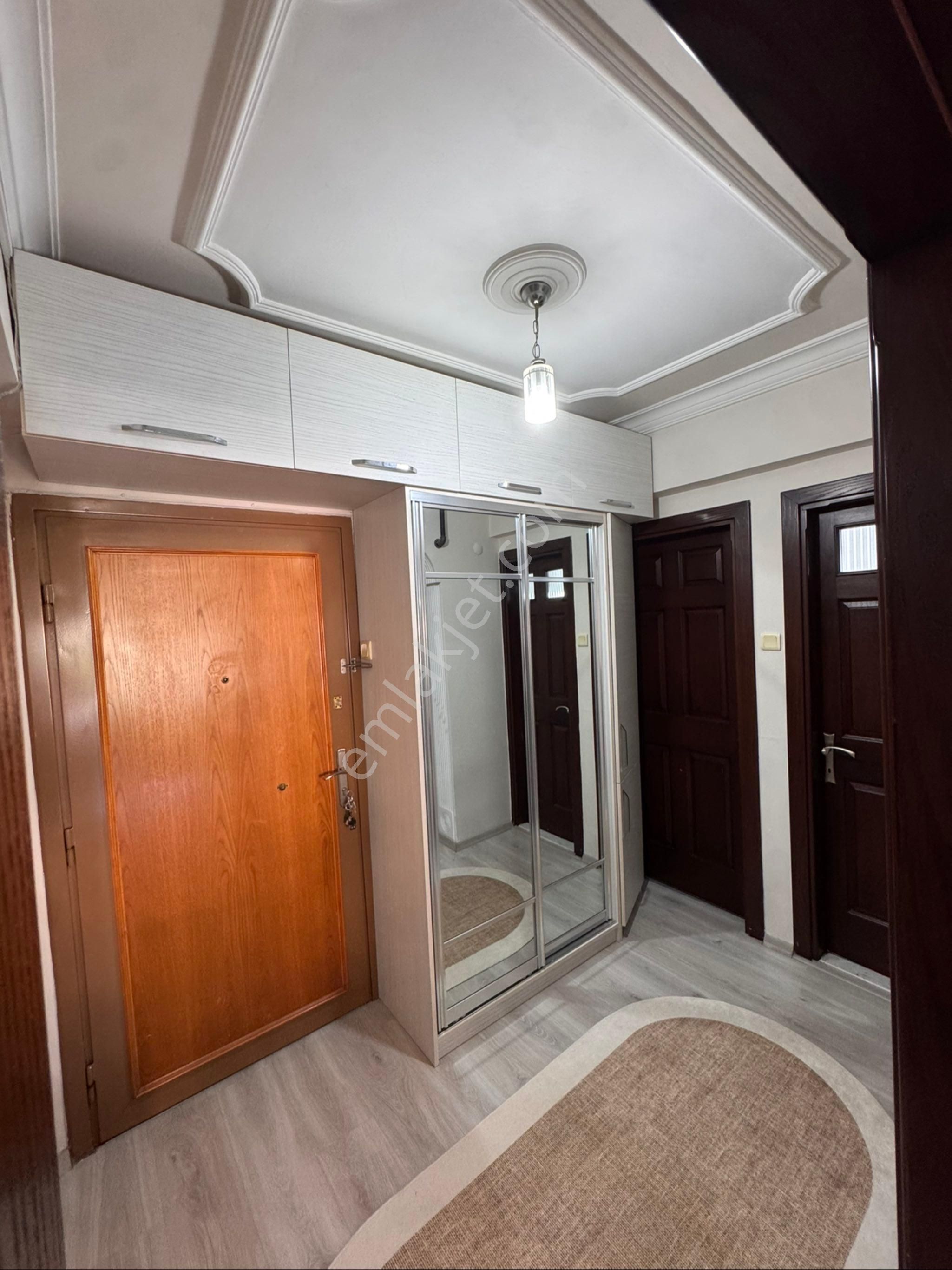 Bostanlı Gastronomi Sokağı’nda Satılık 3+1 Geniş Daire – İskeleye 5 Dakika! - Görsel 5