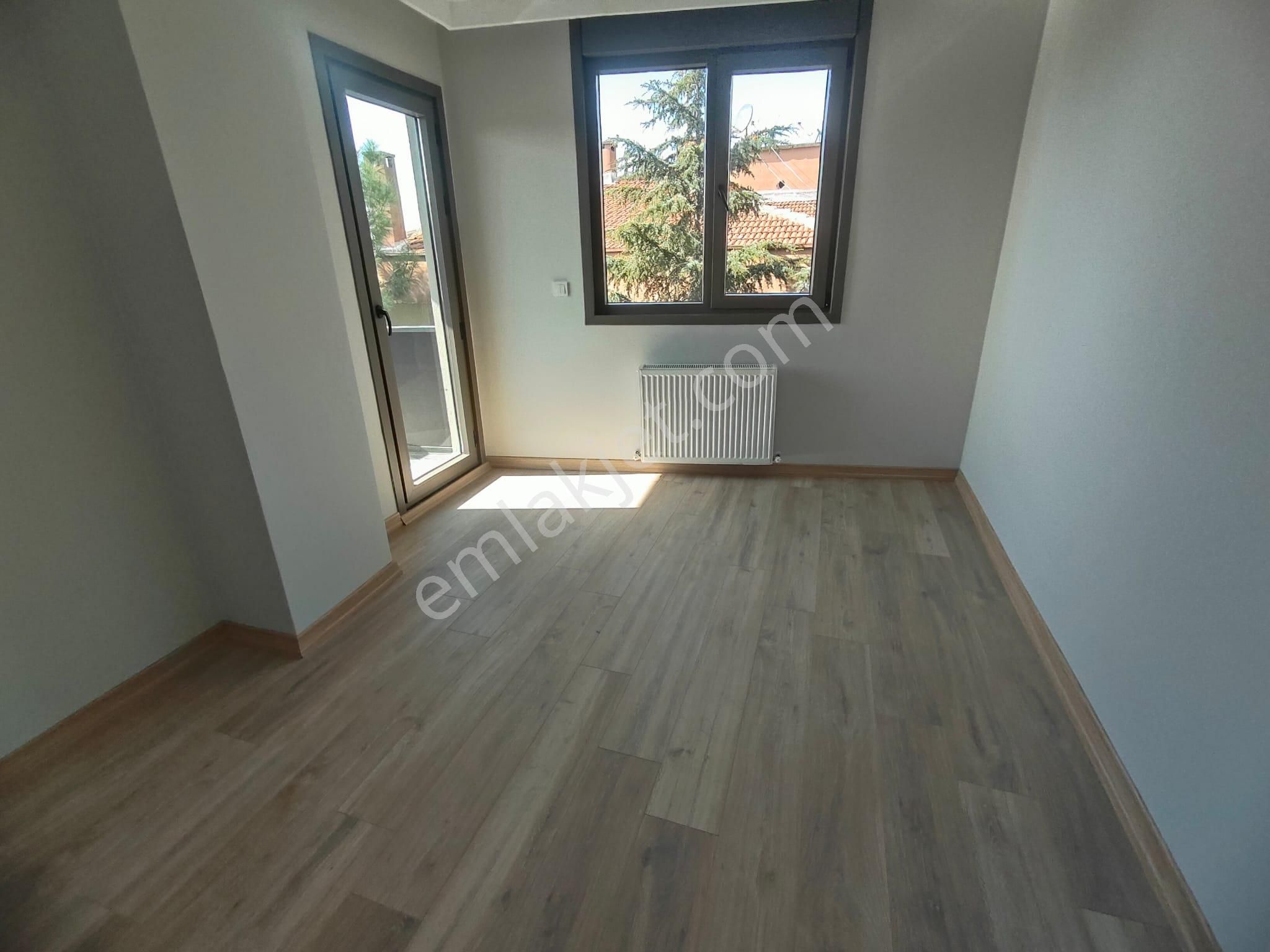 Emlak Dünyasından Küçükyalı Da Deniz Manzaralı Dubleks - Görsel 8