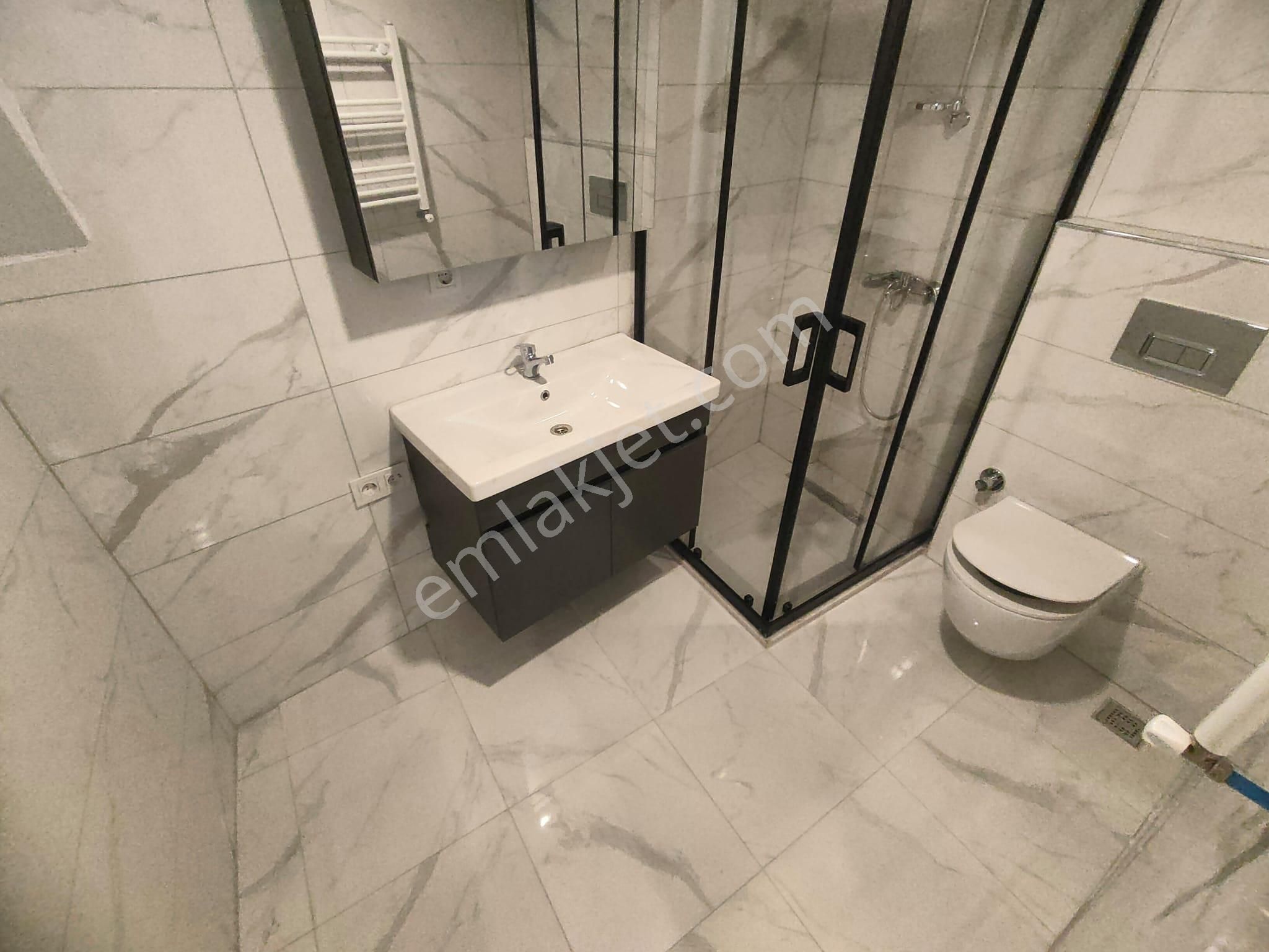 Emlak Dünyasından Küçükyalı Da Deniz Manzaralı Dubleks - Görsel 23