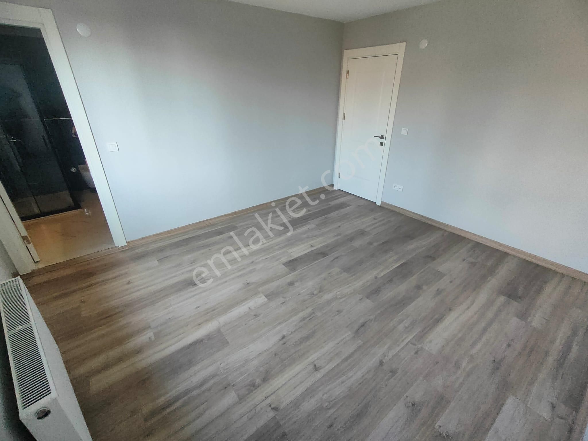 Emlak Dünyasından Küçükyalı Da Deniz Manzaralı Dubleks - Görsel 7