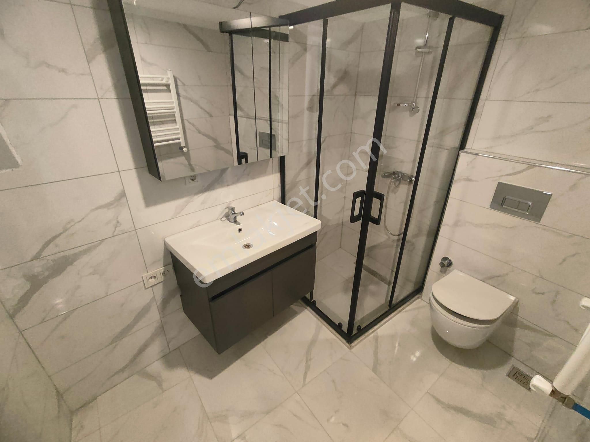 Emlak Dünyasından Küçükyalı Da Deniz Manzaralı Dubleks - Görsel 24