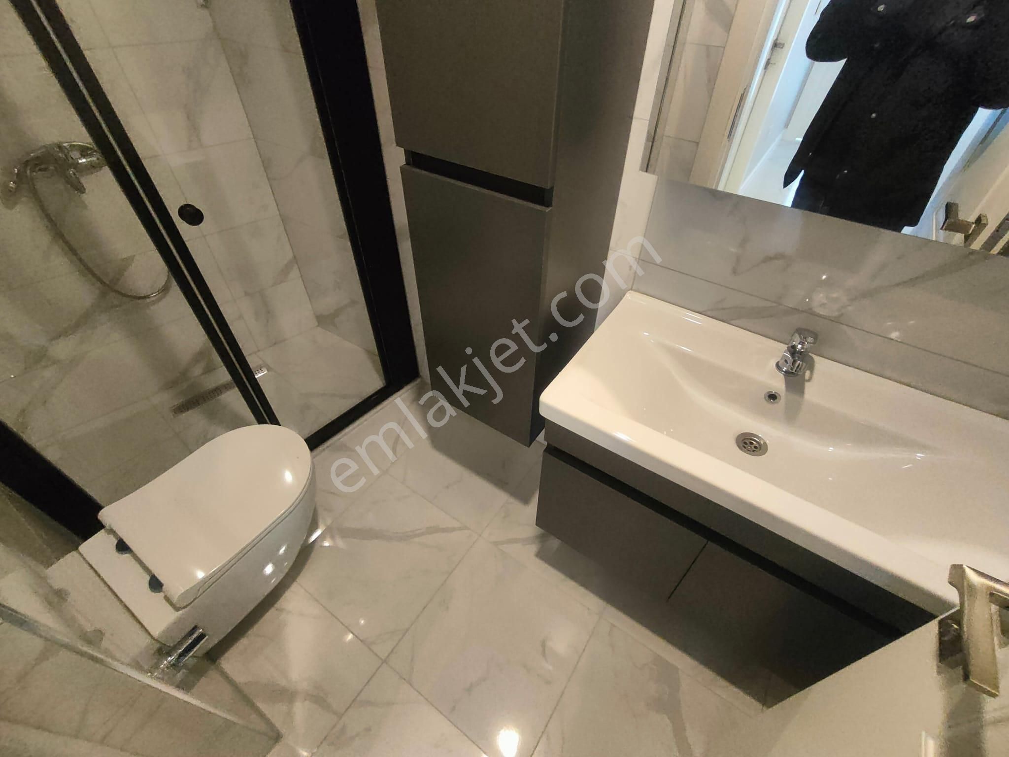 Emlak Dünyasından Küçükyalı Da Deniz Manzaralı Dubleks - Görsel 17