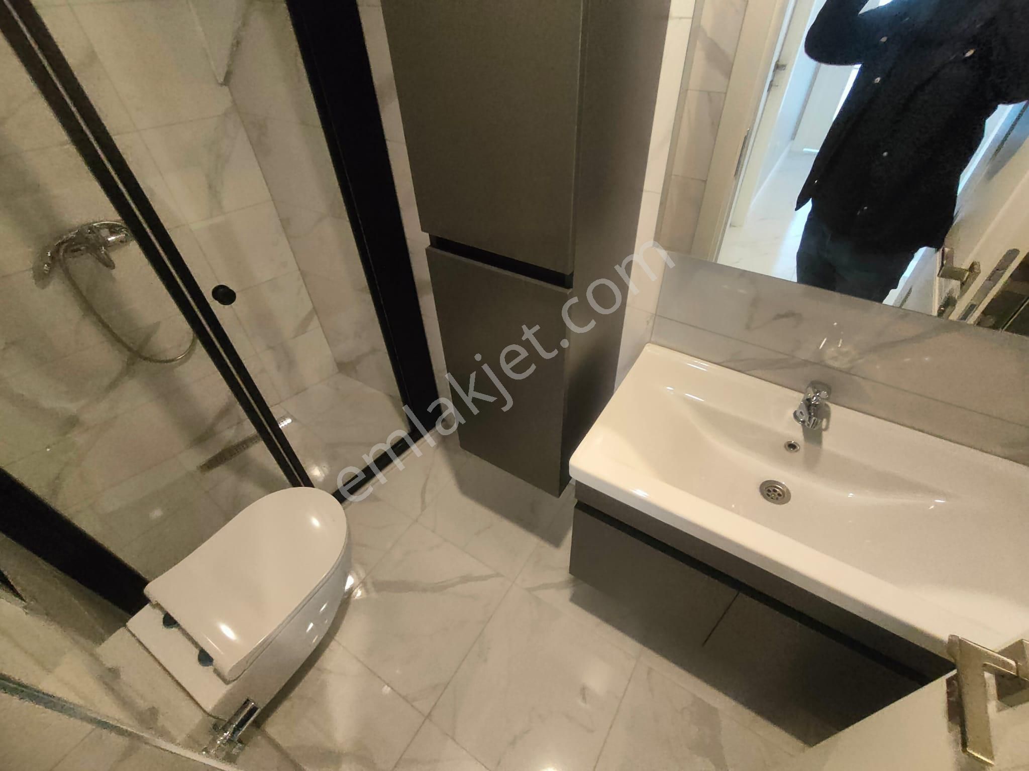 Emlak Dünyasından Küçükyalı Da Deniz Manzaralı Dubleks - Görsel 18