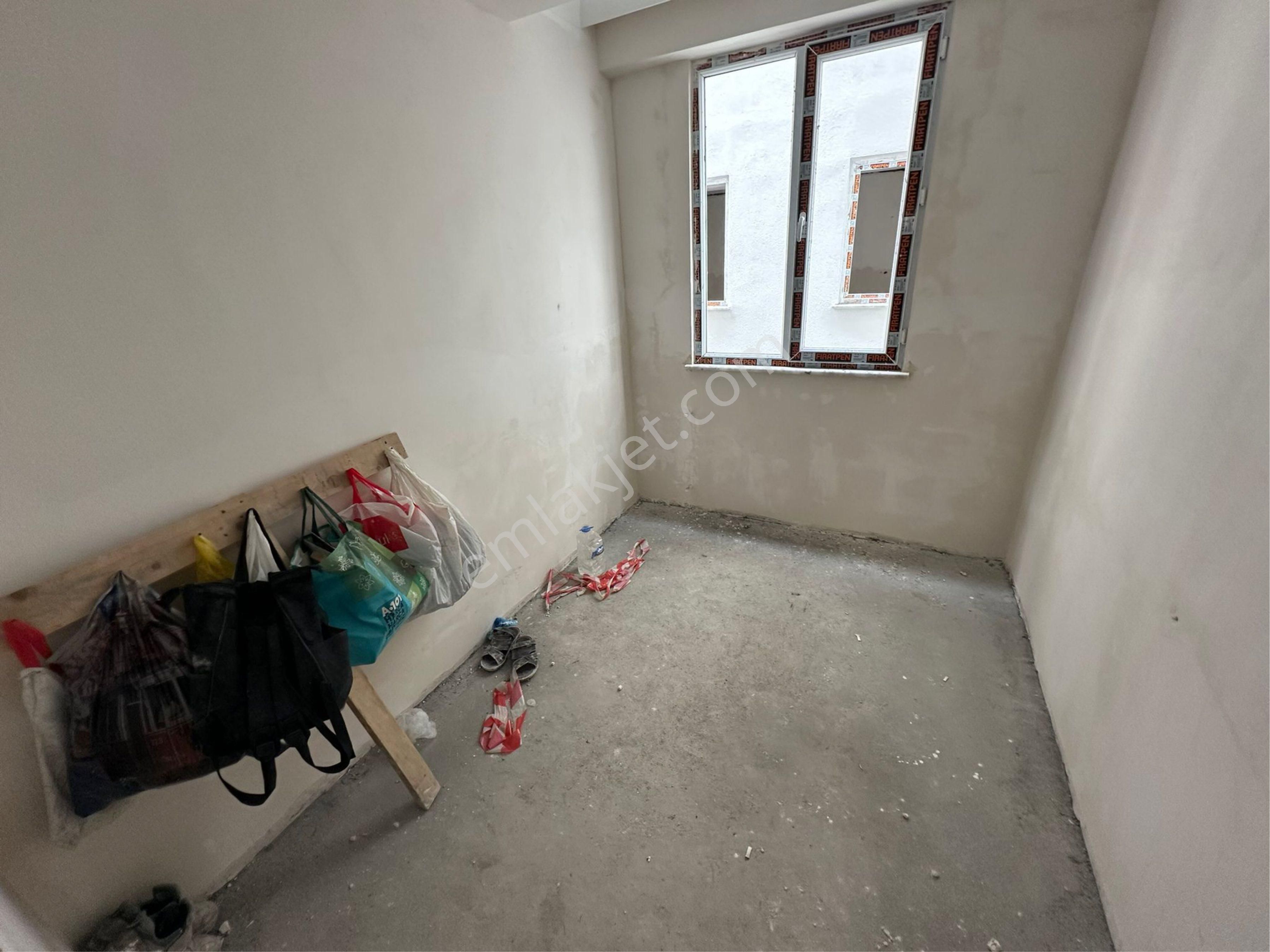 Özgür İnşaat'tan Gazi Mah Ana Cadde Üzerinde 3+1 130m2 Sıfır Otoparklı Arakat Daire - Görsel 16