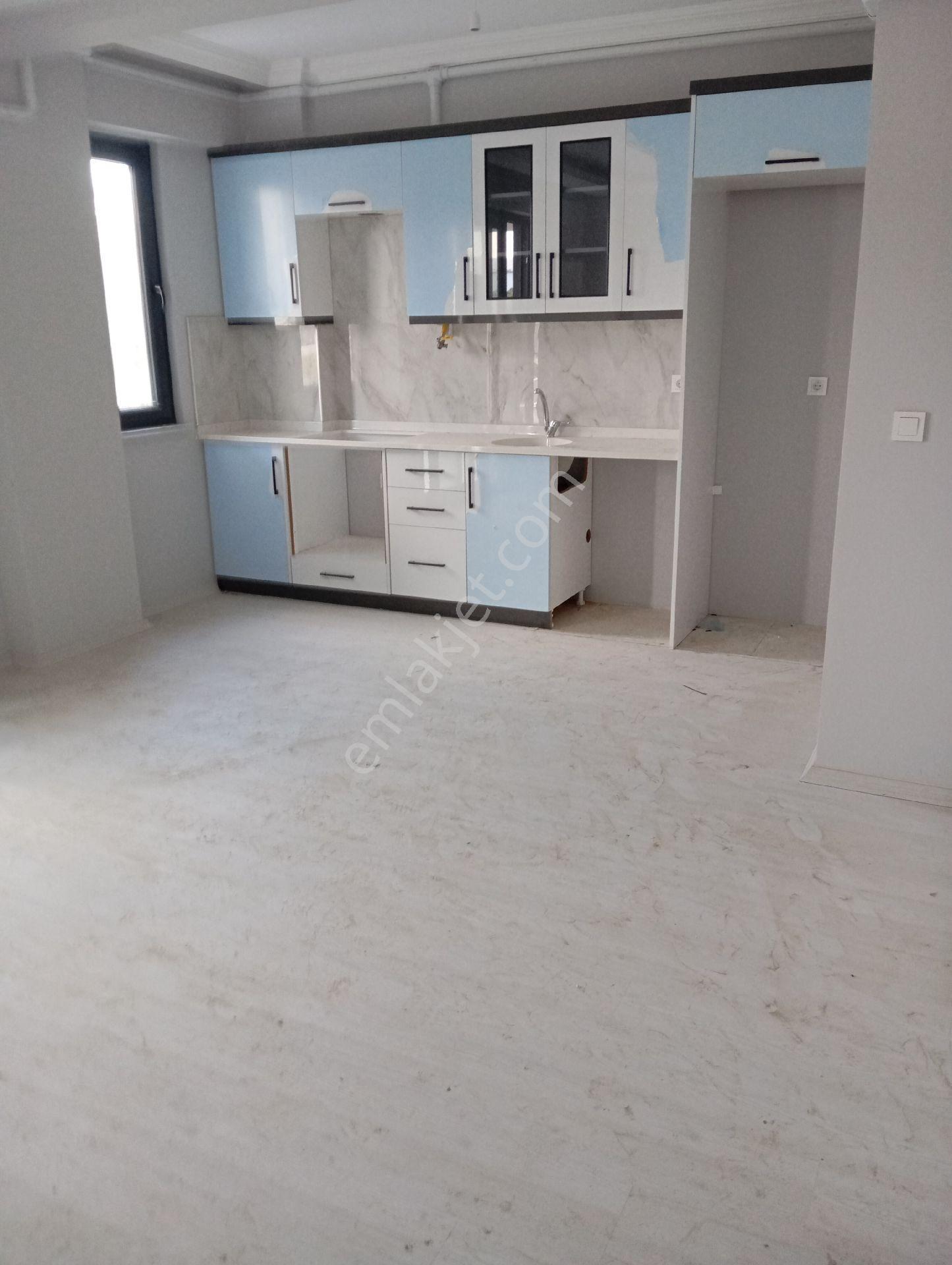 Parlar Emlaktan Satılık Yazlık Daire Cumhuriyet Mahallesinde 2+1 63 Metre Kare Bahçeli Denize Yakın - Görsel 14