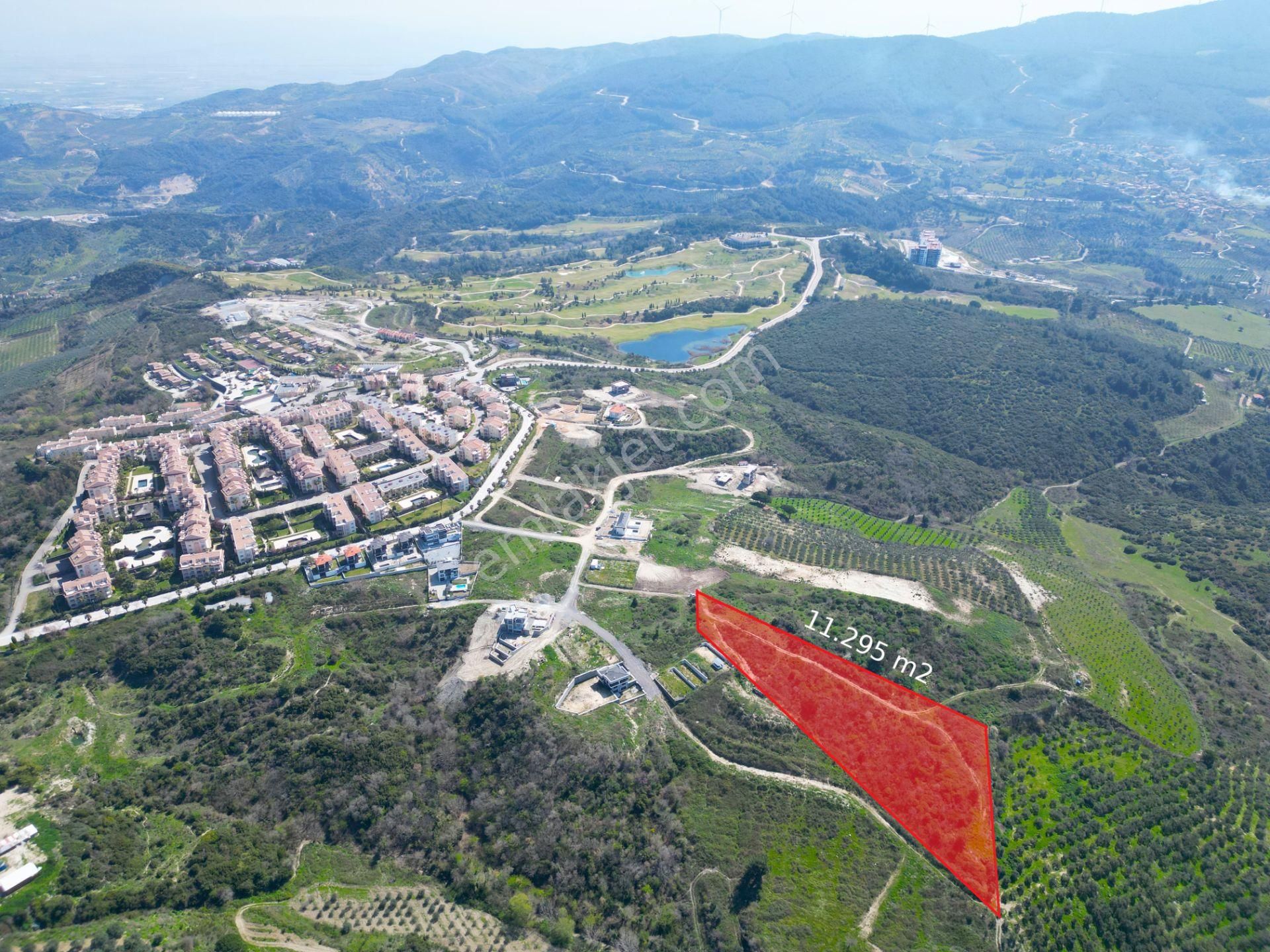 Kuşadası Golf Resort Önünde Deniz Manzaralı 11.295 M² Tarla - Görsel 3