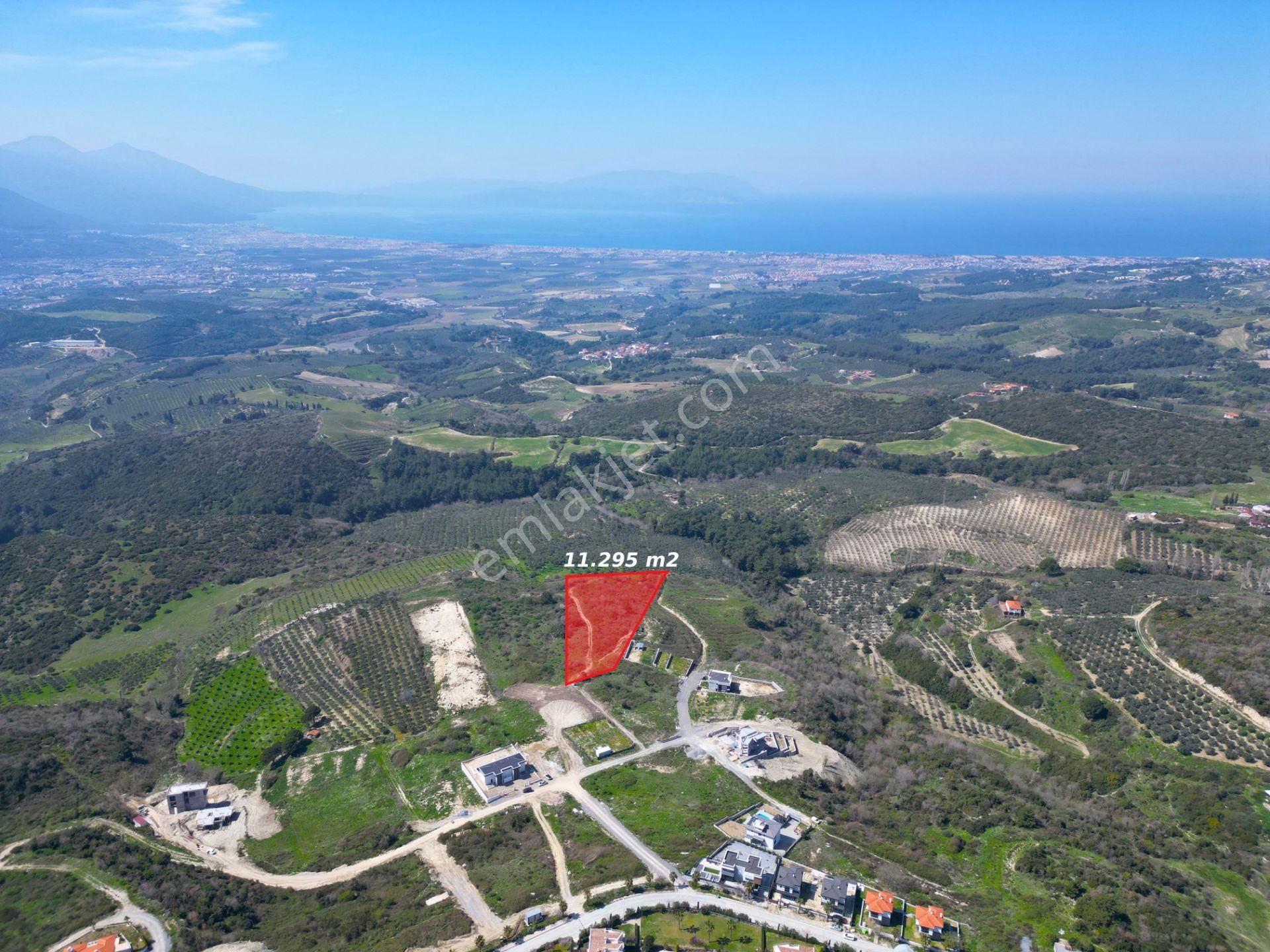 Kuşadası Golf Resort Önünde Deniz Manzaralı 11.295 M² Tarla - Görsel 2