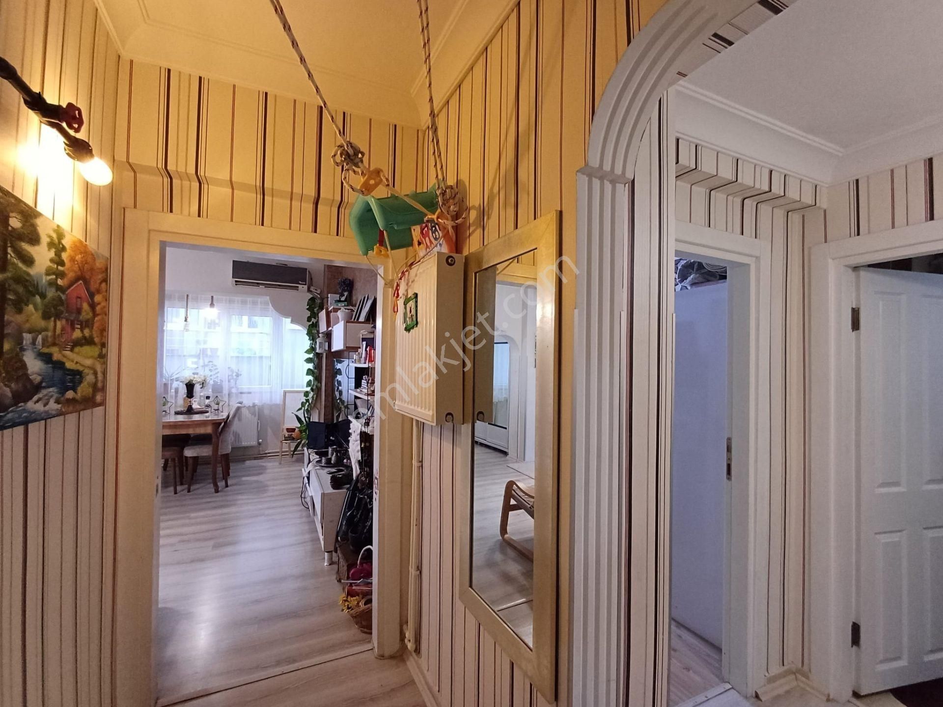 Çekmeköy Mehmet Akif Mah Işık Sitesi Satılık 2+1 Daire - Görsel 2