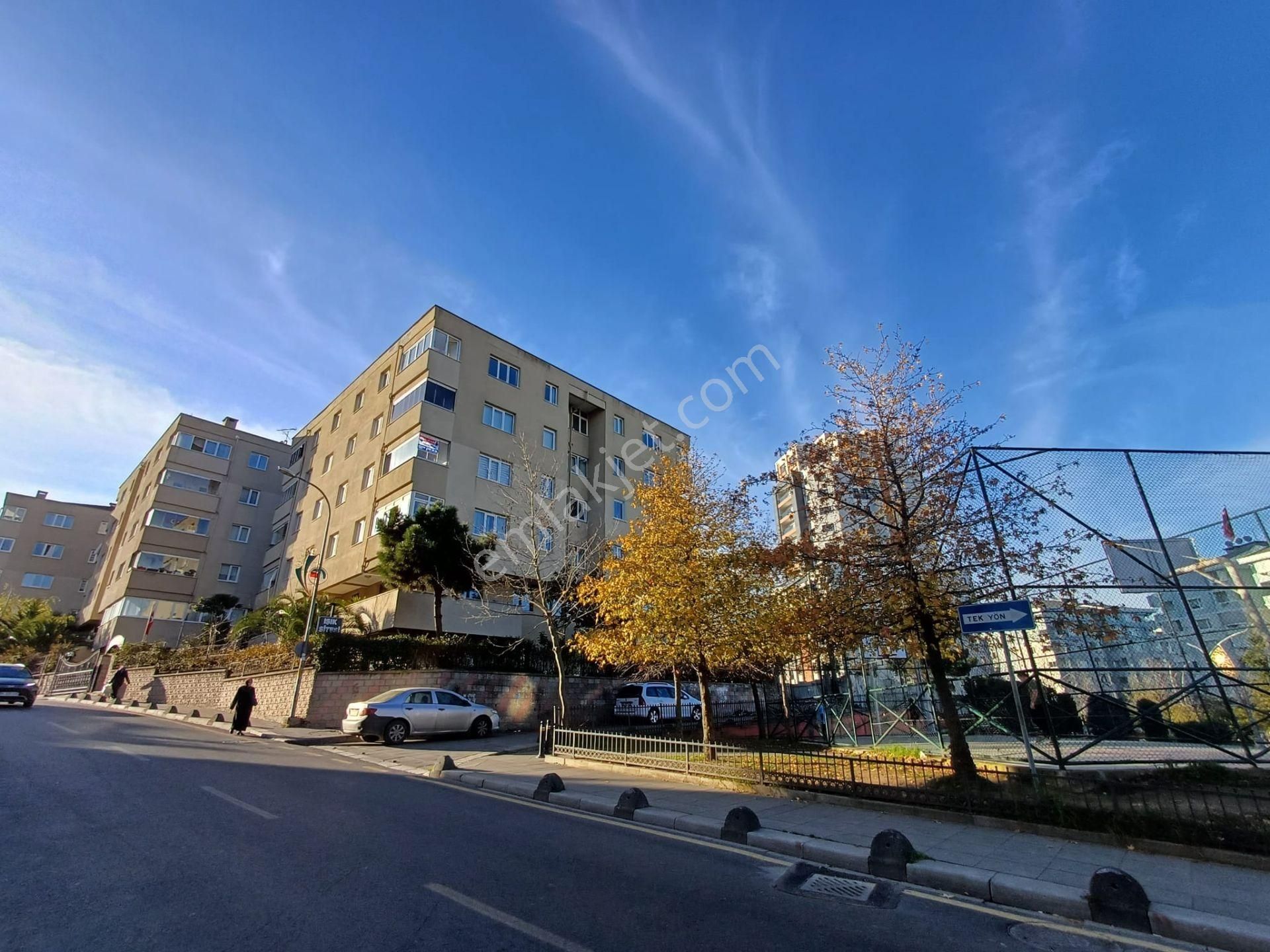 Çekmeköy Mehmet Akif Mah Işık Sitesi Satılık 2+1 Daire - Görsel 35