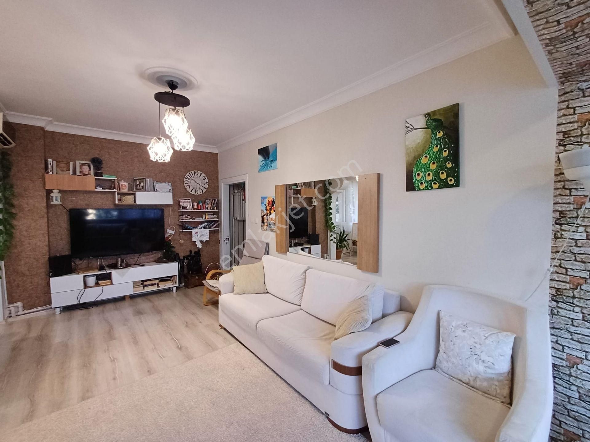 Çekmeköy Mehmet Akif Mah Işık Sitesi Satılık 2+1 Daire - Görsel 3