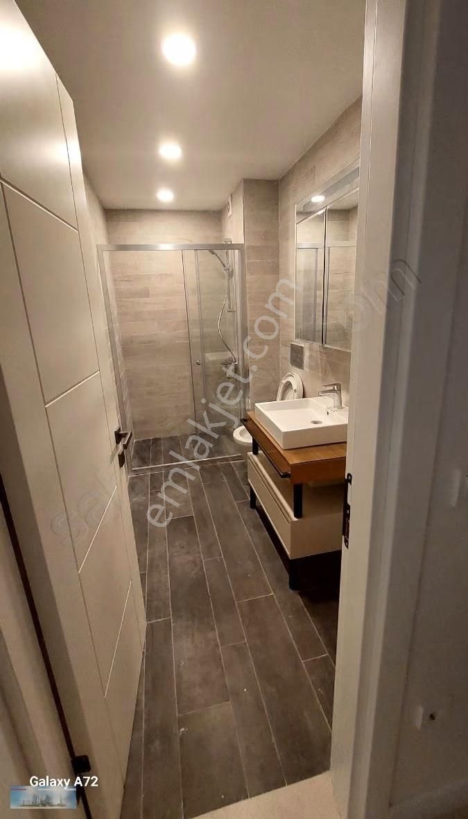 Mehmethan Emlaktan Sıfır Bina Asansörlü Karanlık Odası Yok - Görsel 9