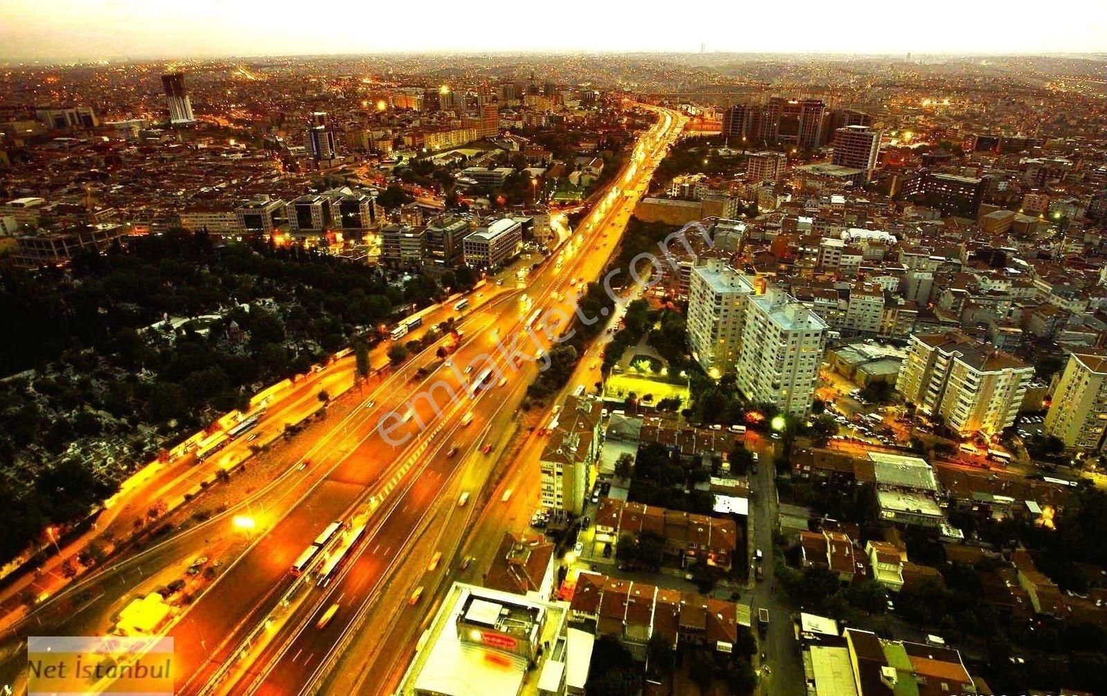 Spacious 2+1 Apartment For Rent İn Trump Tower Prime Location - Görsel 2