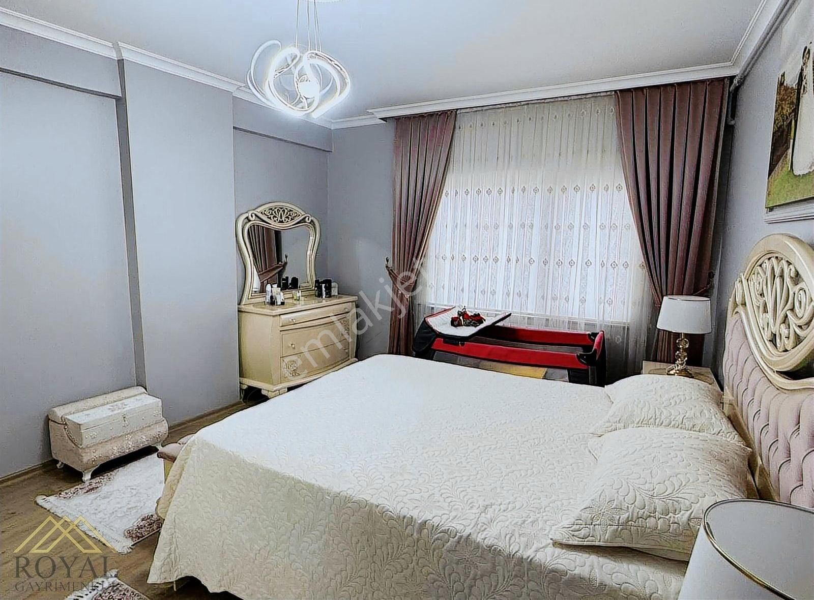 Trabzon'da Medical Park Karşısı İçi Özel Yapılı Satılık Daire - Görsel 15